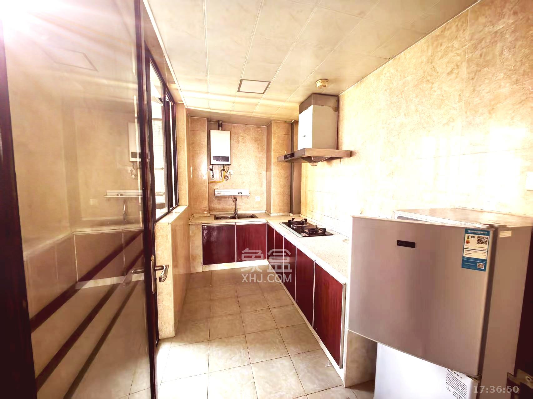 融科东南海  4室2厅2卫    3200.0元/月室内图