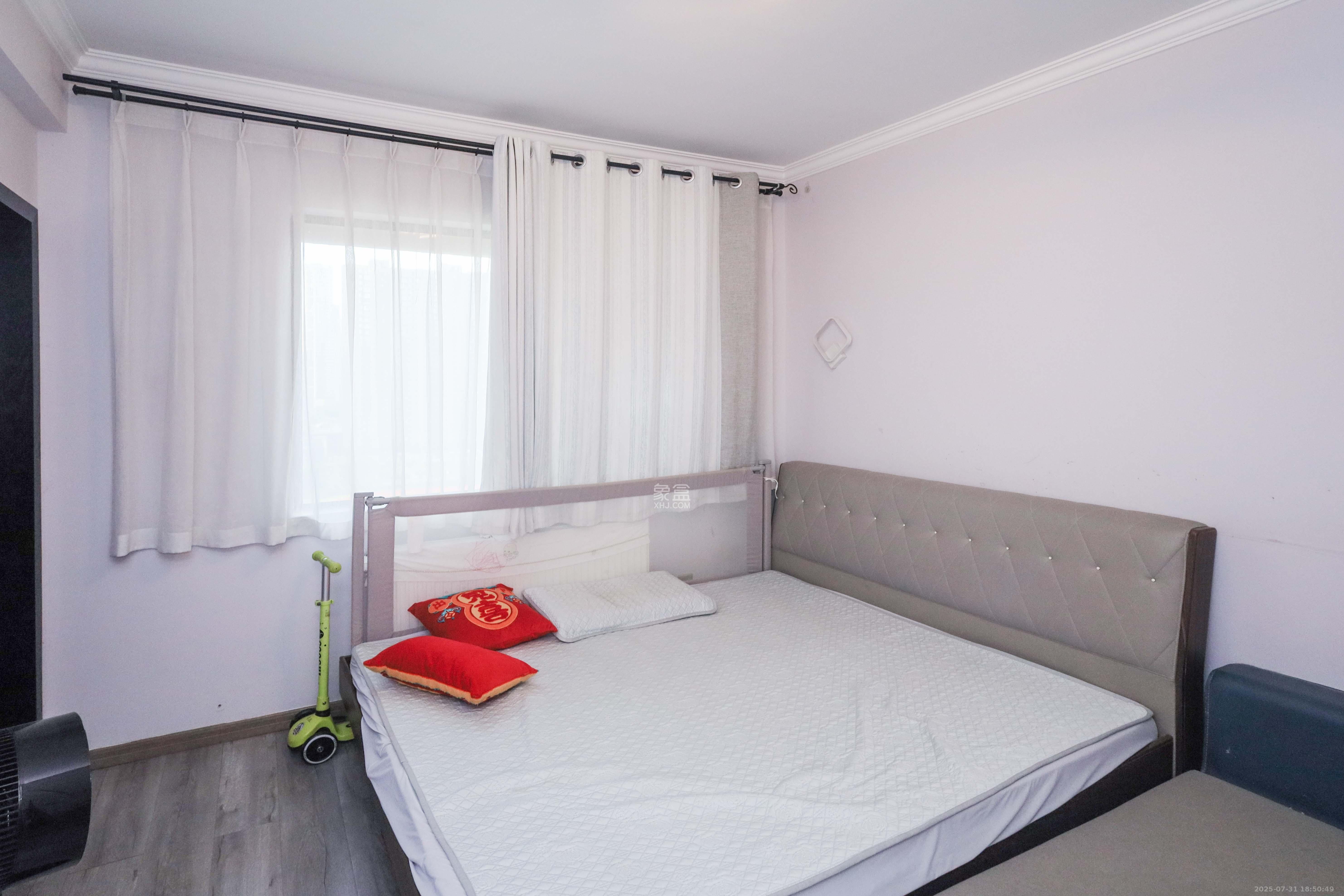 梅溪湖合能璞丽  3室2厅2卫    145.0万卧室