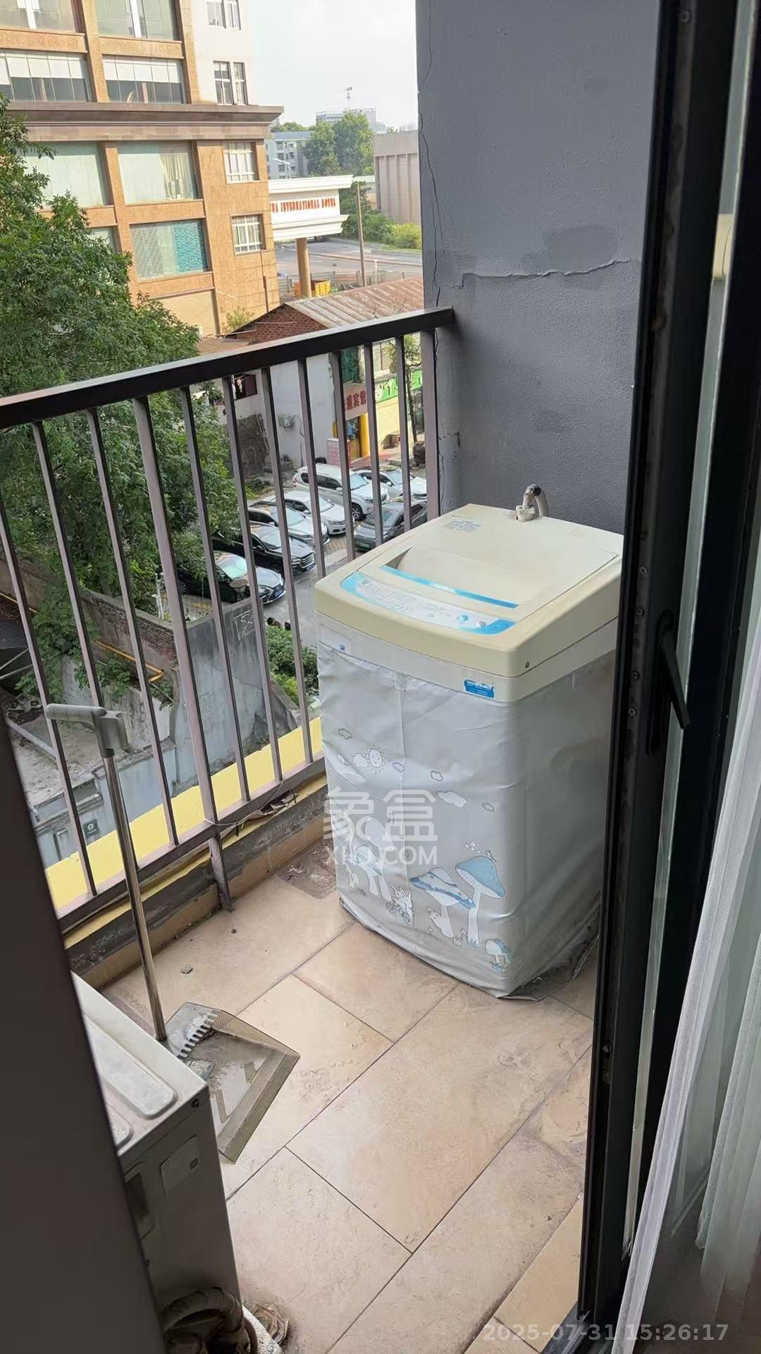 万科金色家园 1室1厅1卫 1300.0元/月 万科金色家园 1室1厅1卫 1300.0元/月室内图