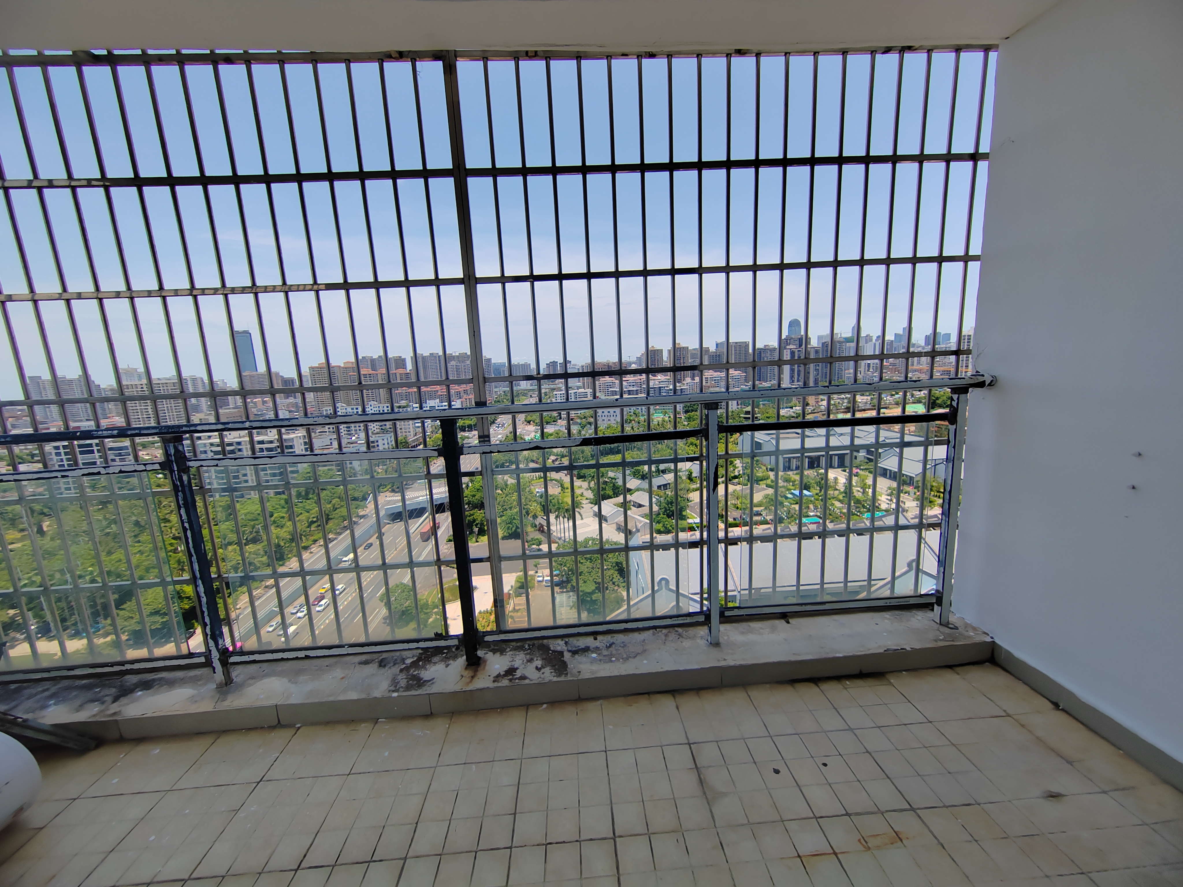 滨涯小区一期(滨涯村一区)  3室2厅1卫    2000.0元/月 滨涯小区一期(滨涯村一区)  3室2厅1卫    2000.0元/月室内图