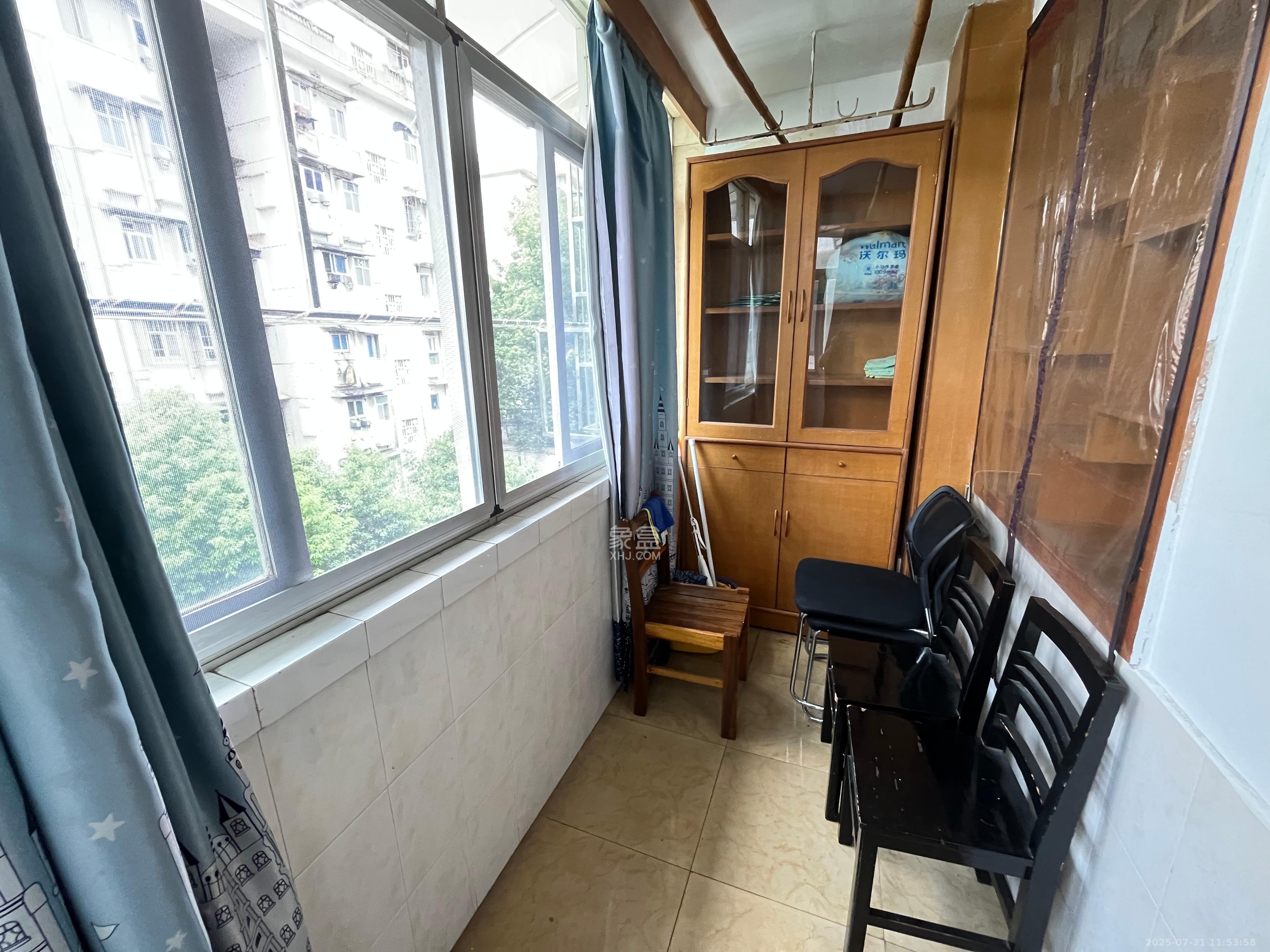 马家冲社区(马家冲小区) 2室1厅1卫 1600.0元/月 马家冲社区(马家冲小区) 2室1厅1卫 1600.0元/月室内图