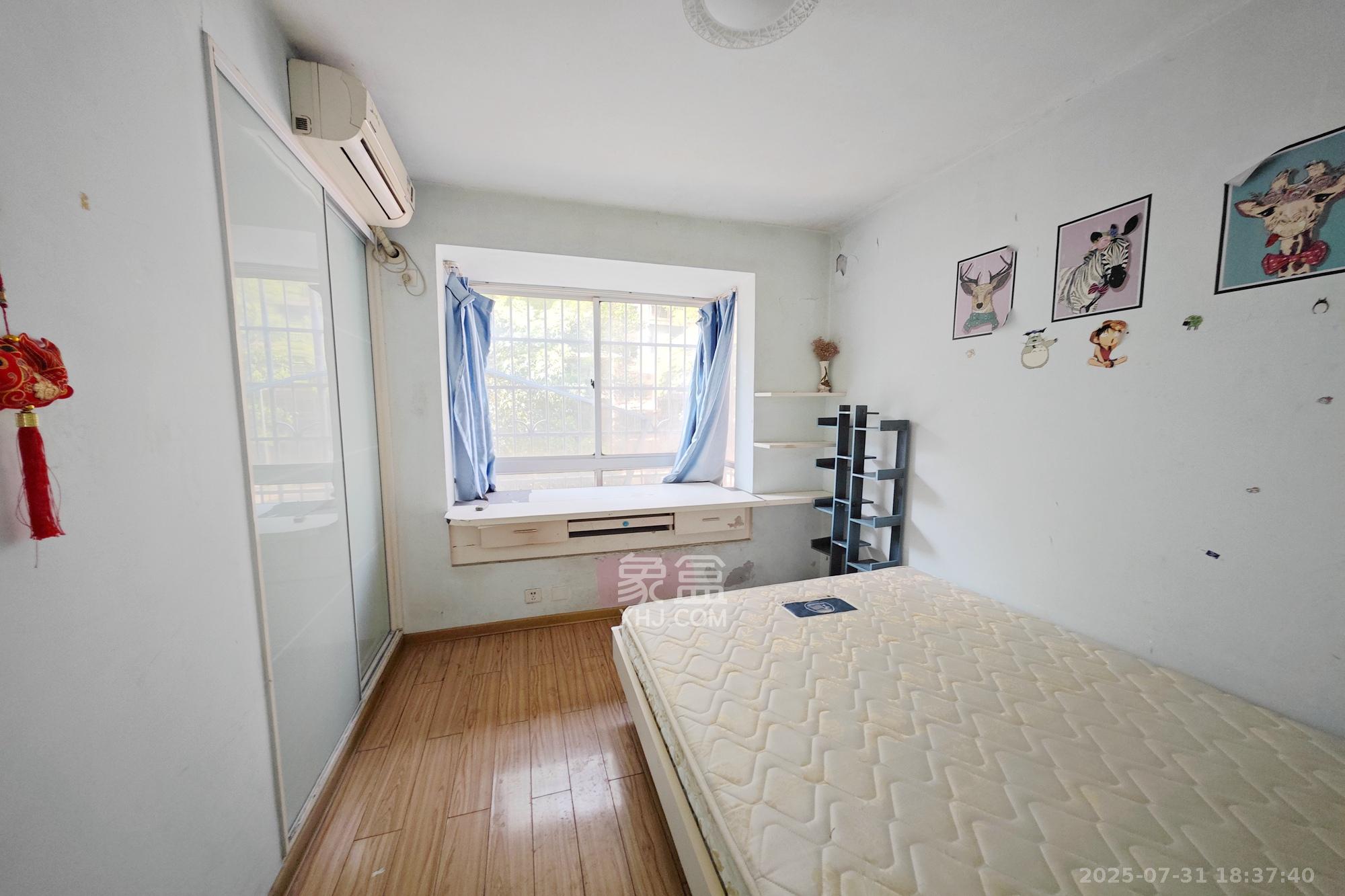 福乐康城  3室2厅2卫    82.8万 福乐康城  3室2厅2卫    82.8万卧室