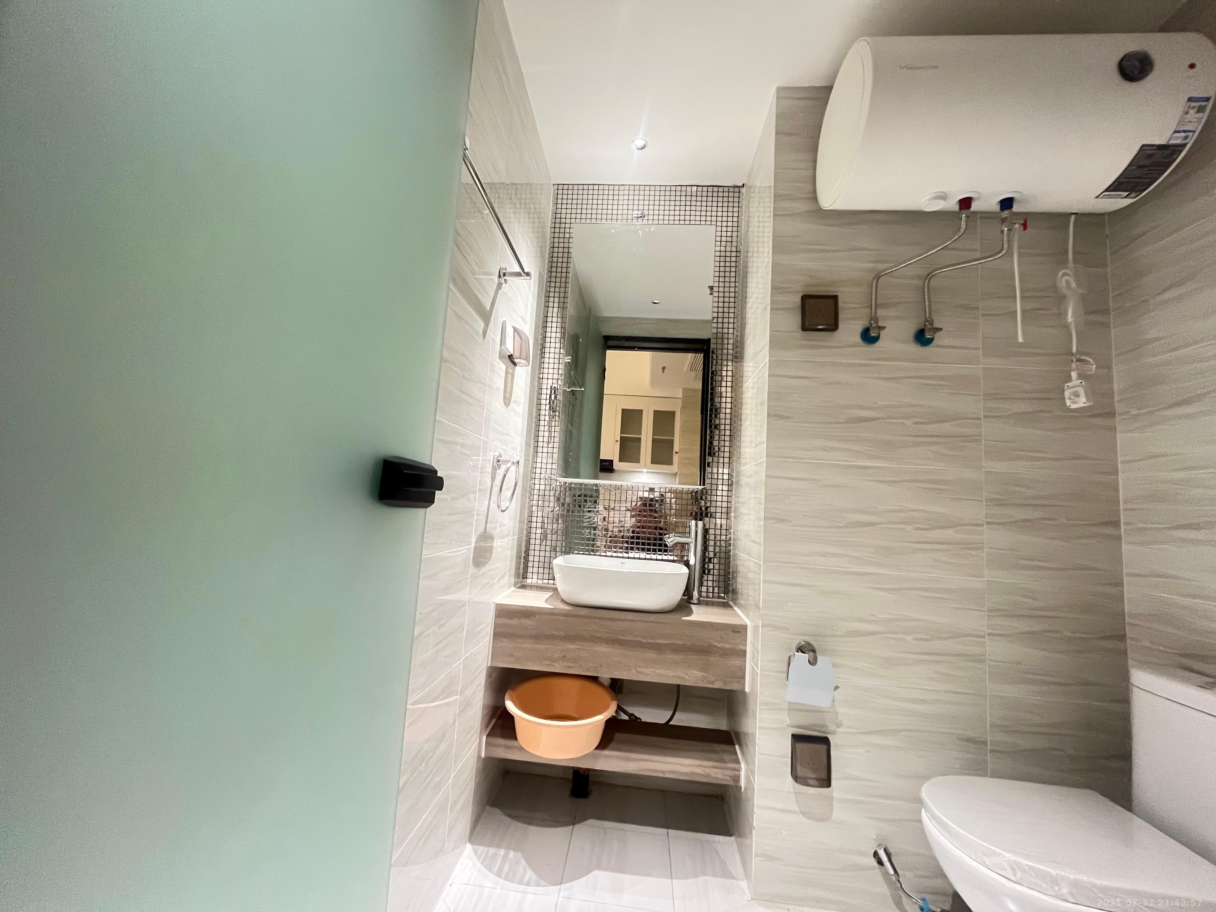 恒大珺悦府  1室1厅1卫    2200.0元/月室内图