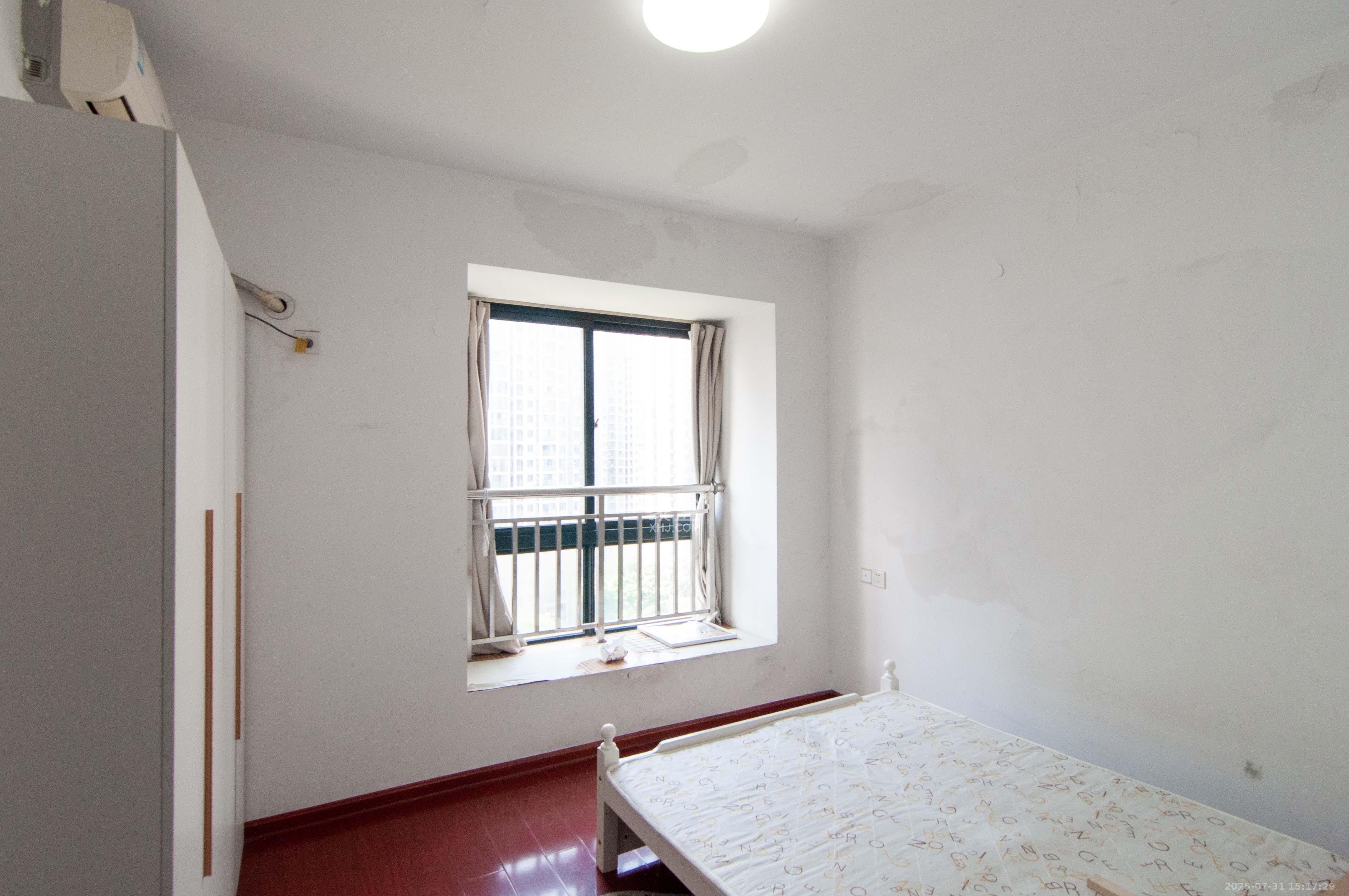 高鑫麓城 2室1厅1卫 2300.0元/月 高鑫麓城 2室1厅1卫 2300.0元/月室内图