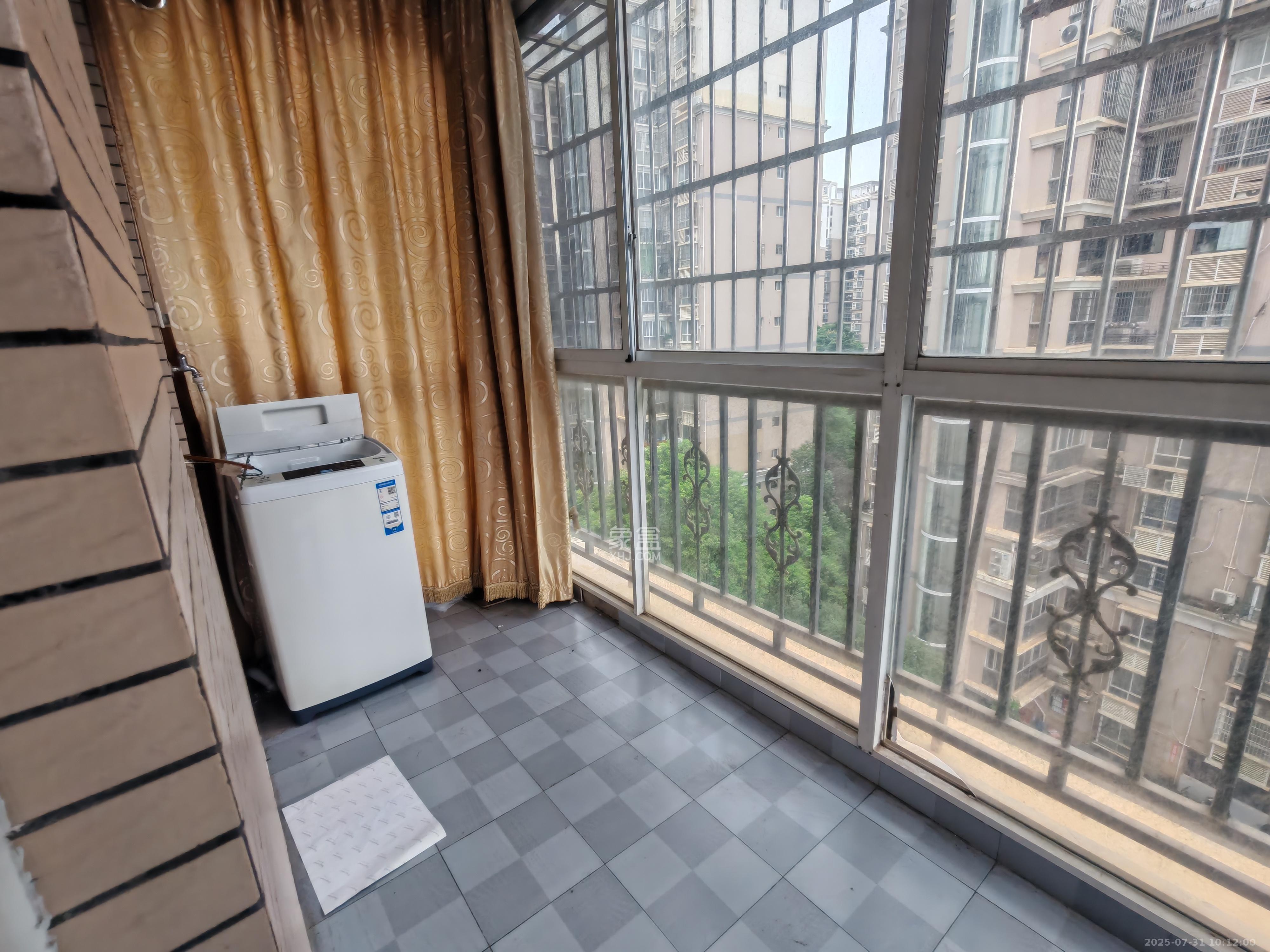 城市山水豪园(山水城市风景) 3室2厅2卫 2600.0元/月 城市山水豪园(山水城市风景) 3室2厅2卫 2600.0元/月室内图