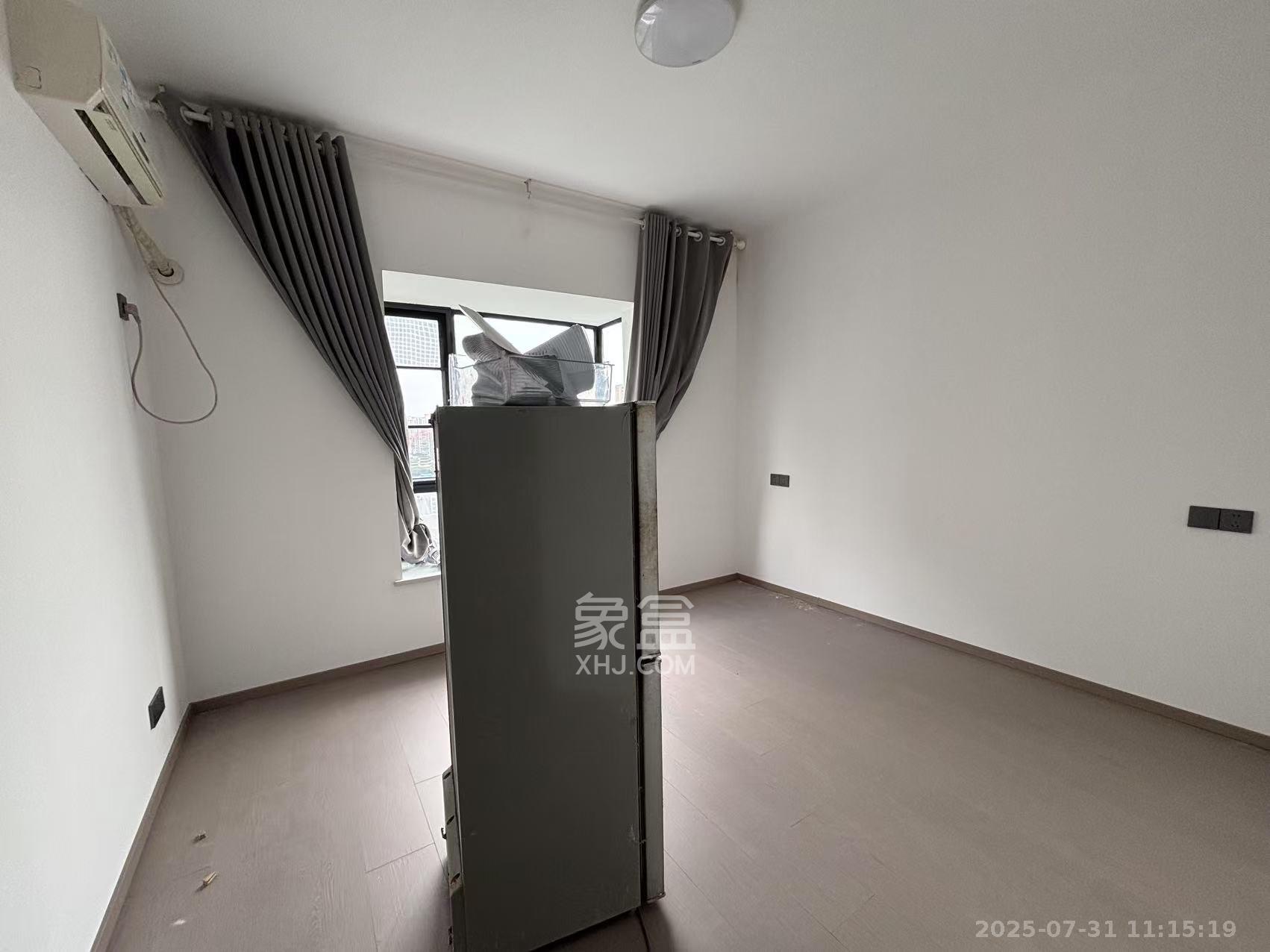 锦绣世纪  4室2厅1卫    3500.0元/月 锦绣世纪  4室2厅1卫    3500.0元/月室内图