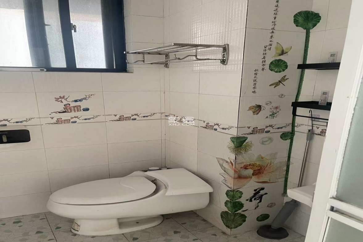 瑞特广场 2室2厅1卫 2500.0元/月 瑞特广场 2室2厅1卫 2500.0元/月室内图