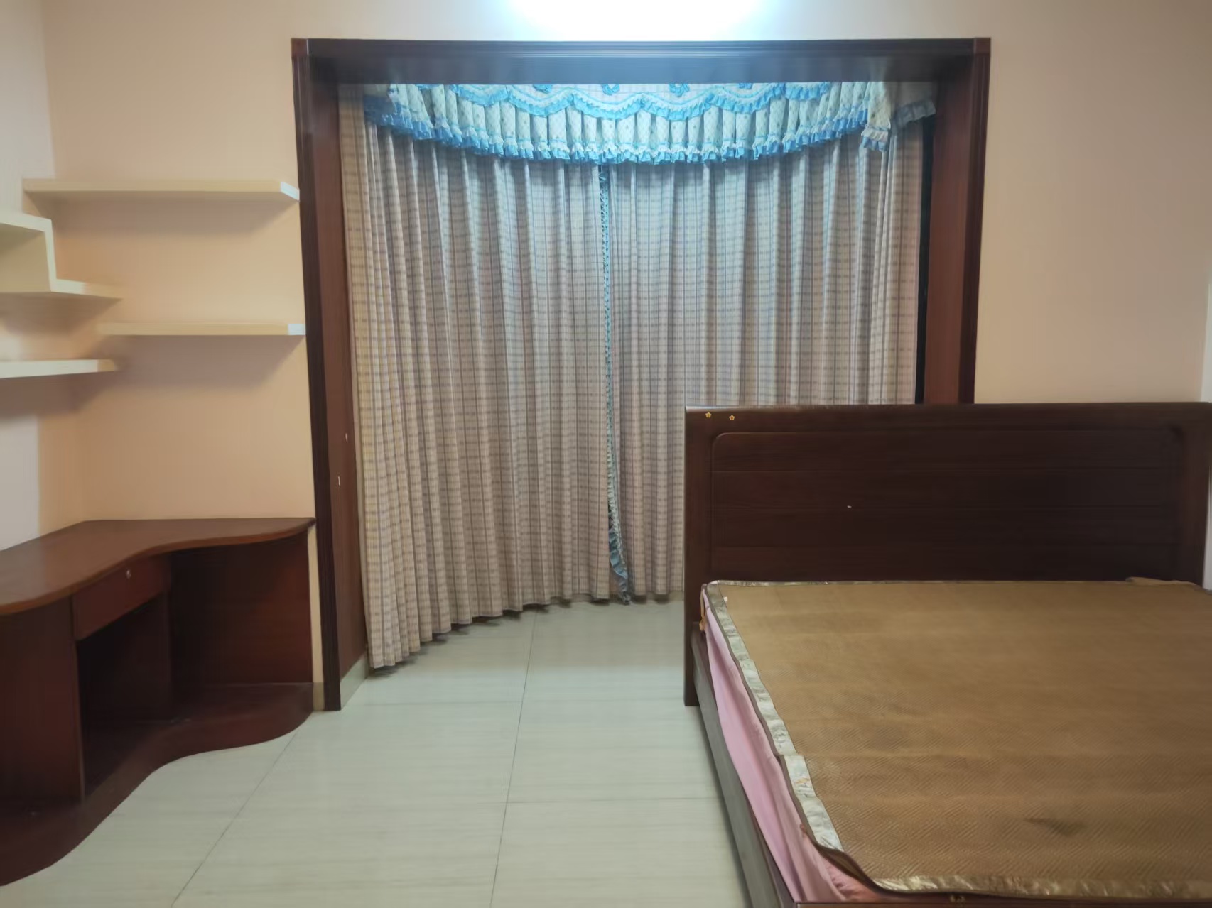 银通花园 3室2厅2卫 3000.0元/月 银通花园 3室2厅2卫 3000.0元/月室内图