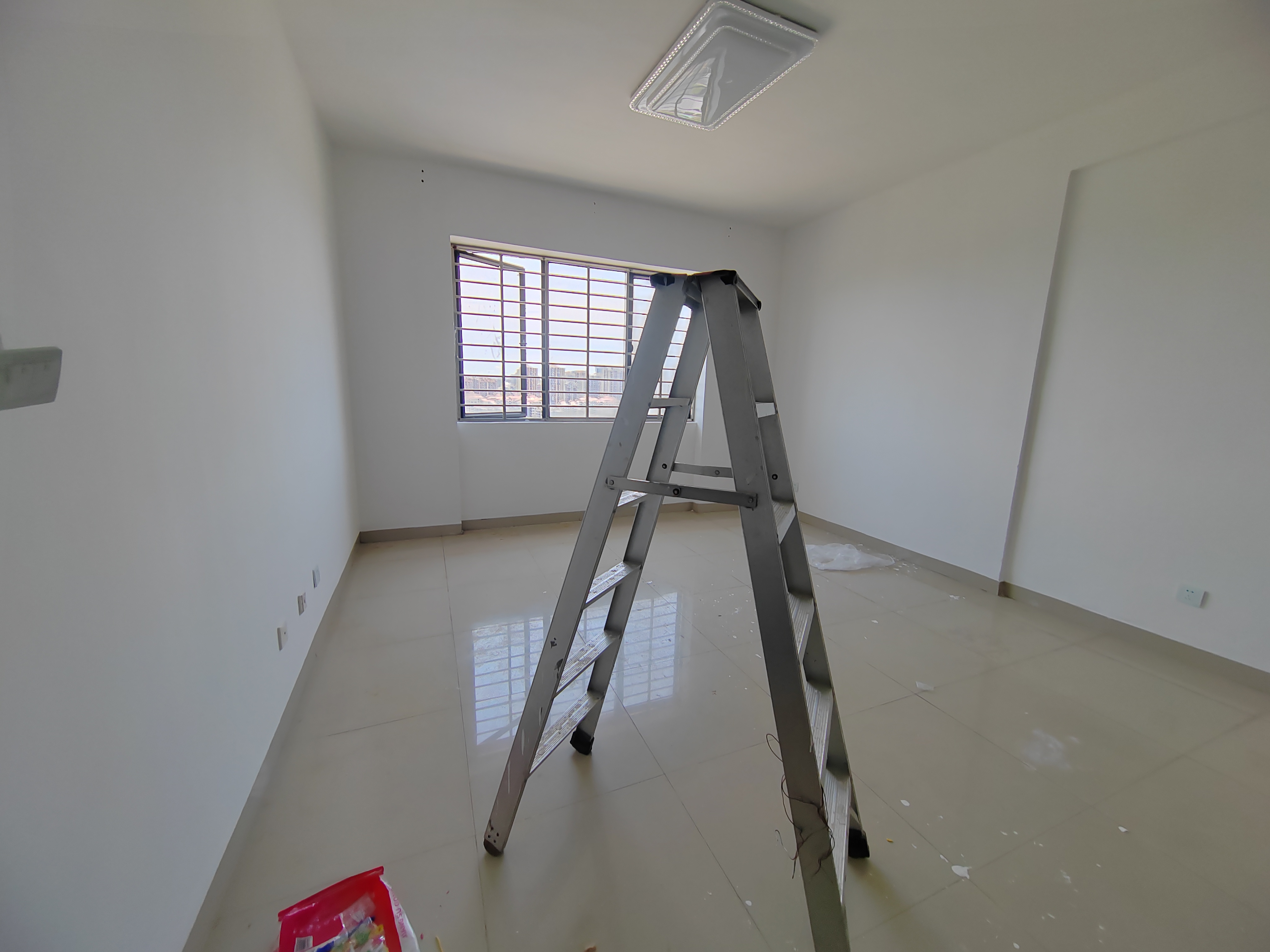 滨涯小区一期(滨涯村一区)  3室2厅1卫    2000.0元/月 滨涯小区一期(滨涯村一区)  3室2厅1卫    2000.0元/月室内图