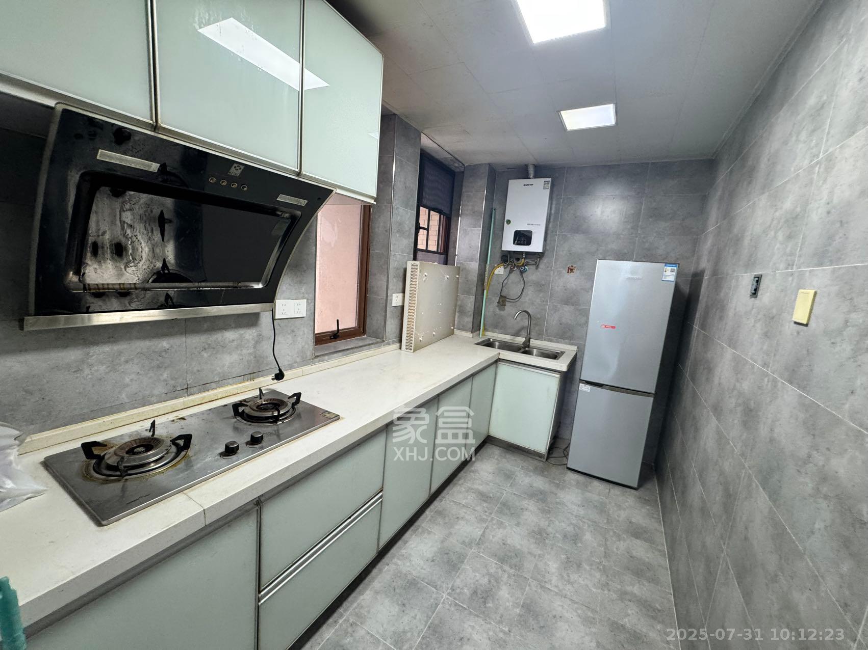 万里时代 2室1厅1卫 2500.0元/月 万里时代 2室1厅1卫 2500.0元/月室内图