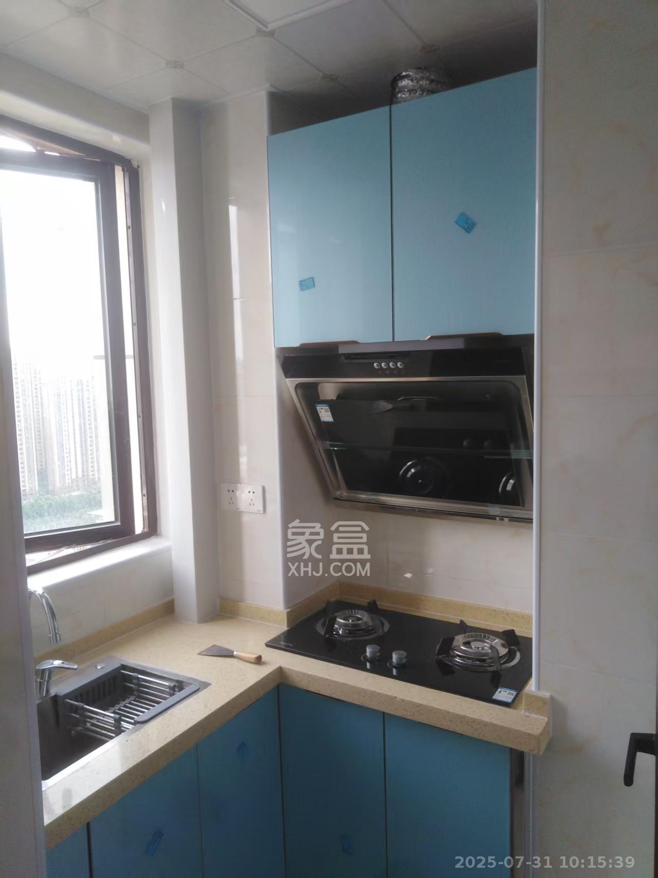 国泰九龙湾 1室1厅1卫 1400.0元/月 国泰九龙湾 1室1厅1卫 1400.0元/月室内图