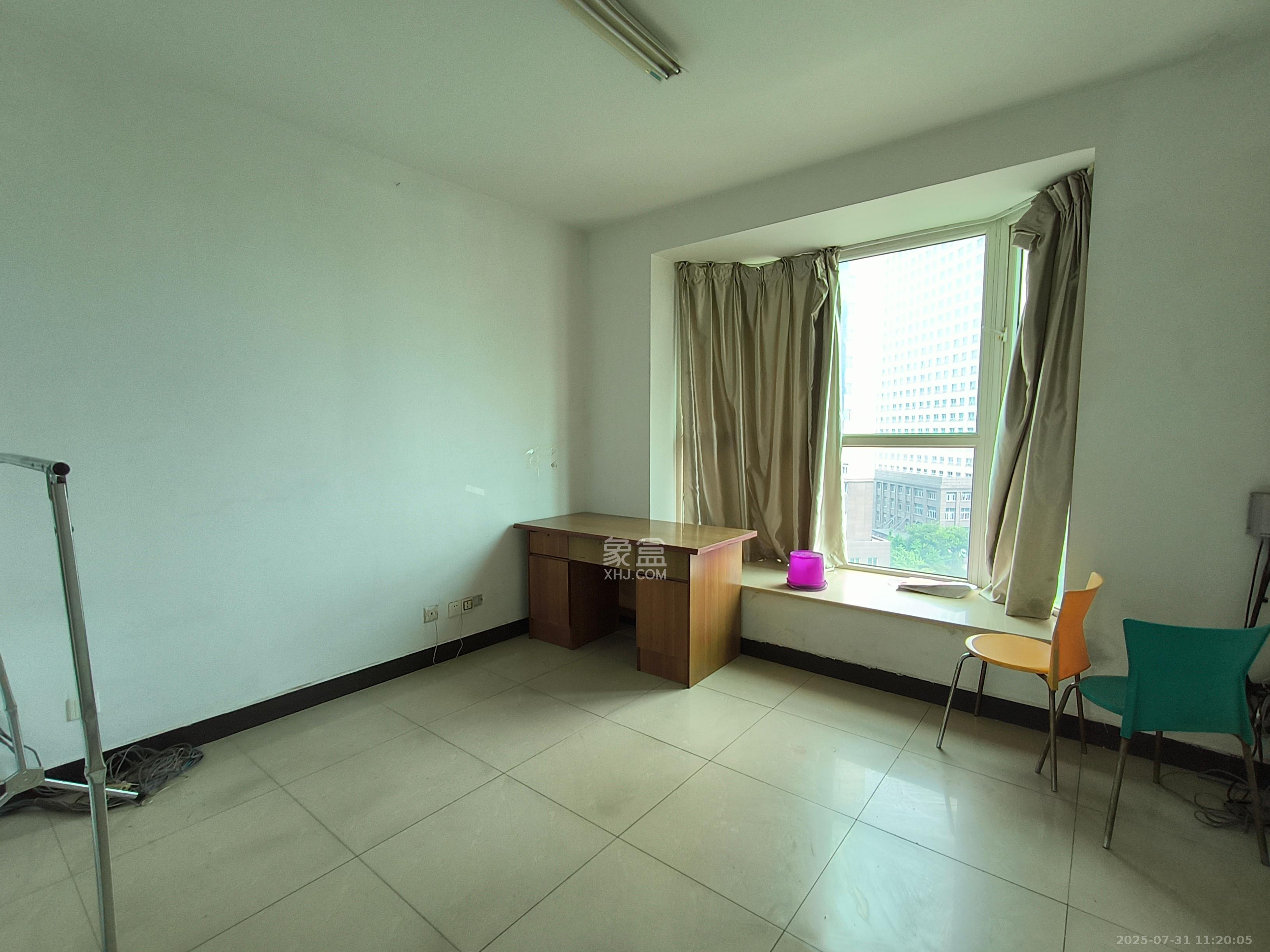 维一星城 4室1厅2卫 3700.0元/月 维一星城 4室1厅2卫 3700.0元/月室内图