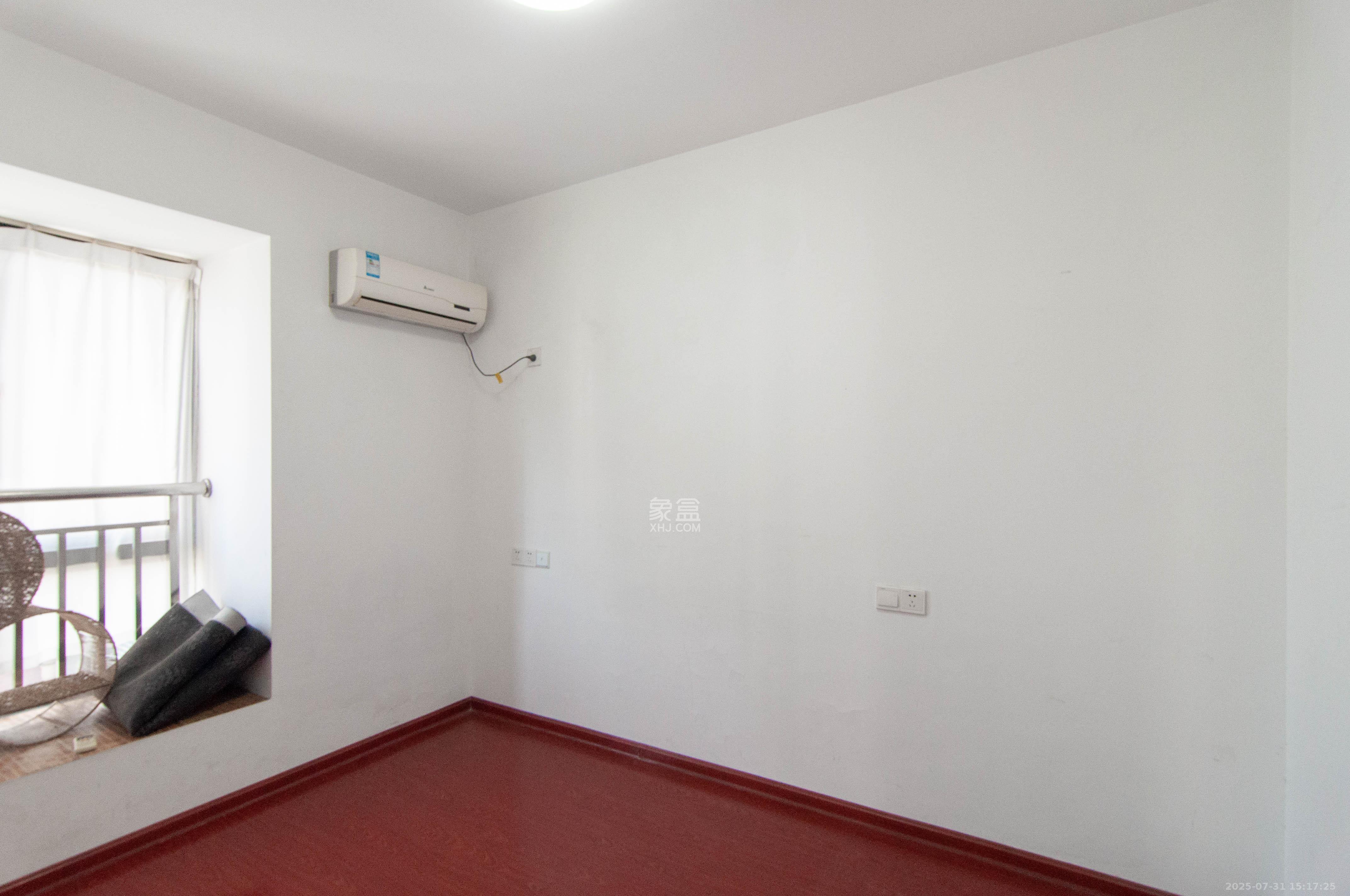 高鑫麓城 2室1厅1卫 2300.0元/月 高鑫麓城 2室1厅1卫 2300.0元/月室内图