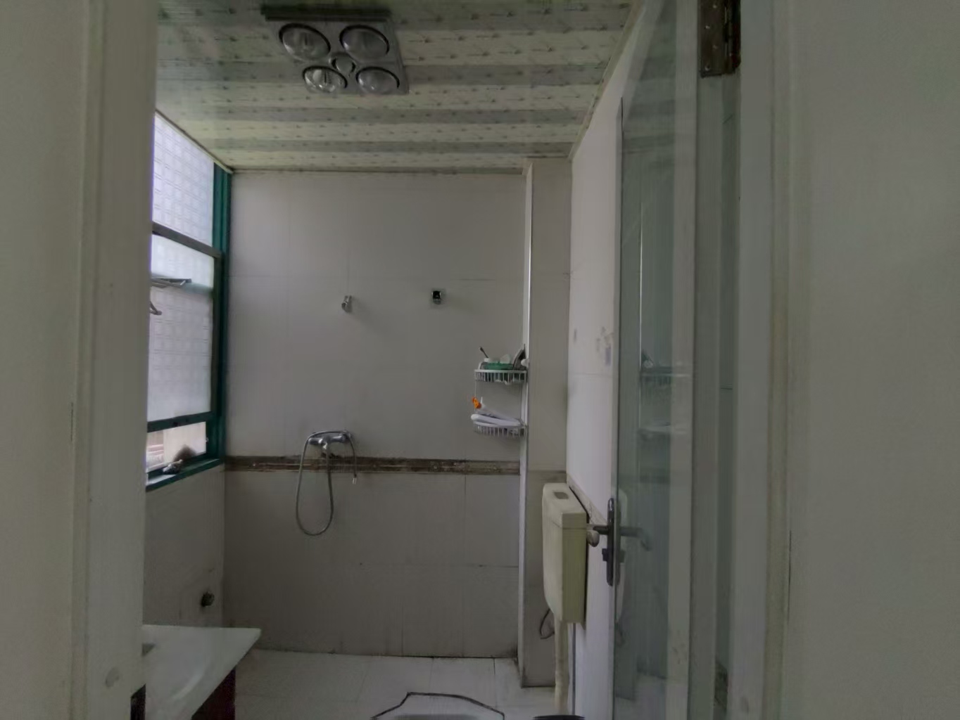 加州阳光小区（吉星阳光）  3室2厅2卫    1200.0元/月室内图