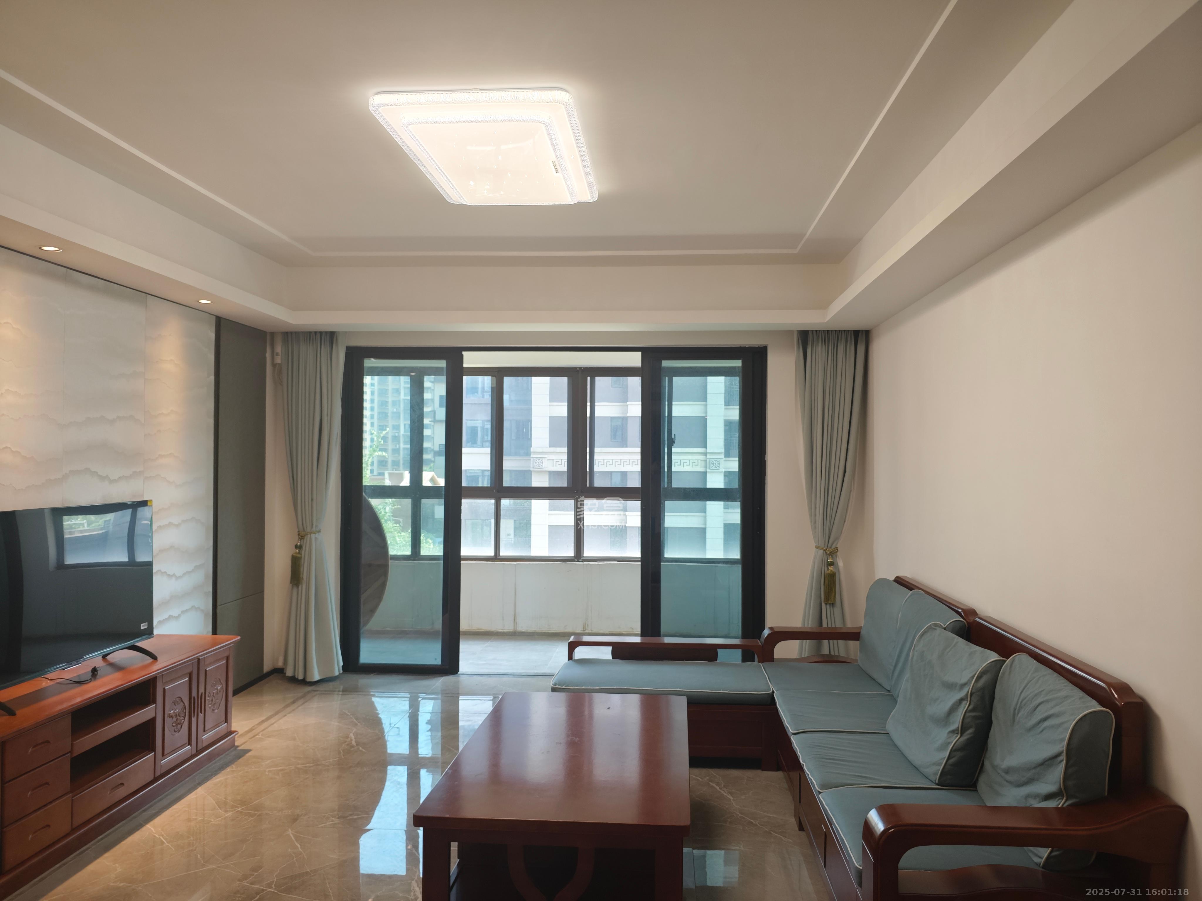 金茂建发泊悦  4室2厅2卫    4200.0元/月