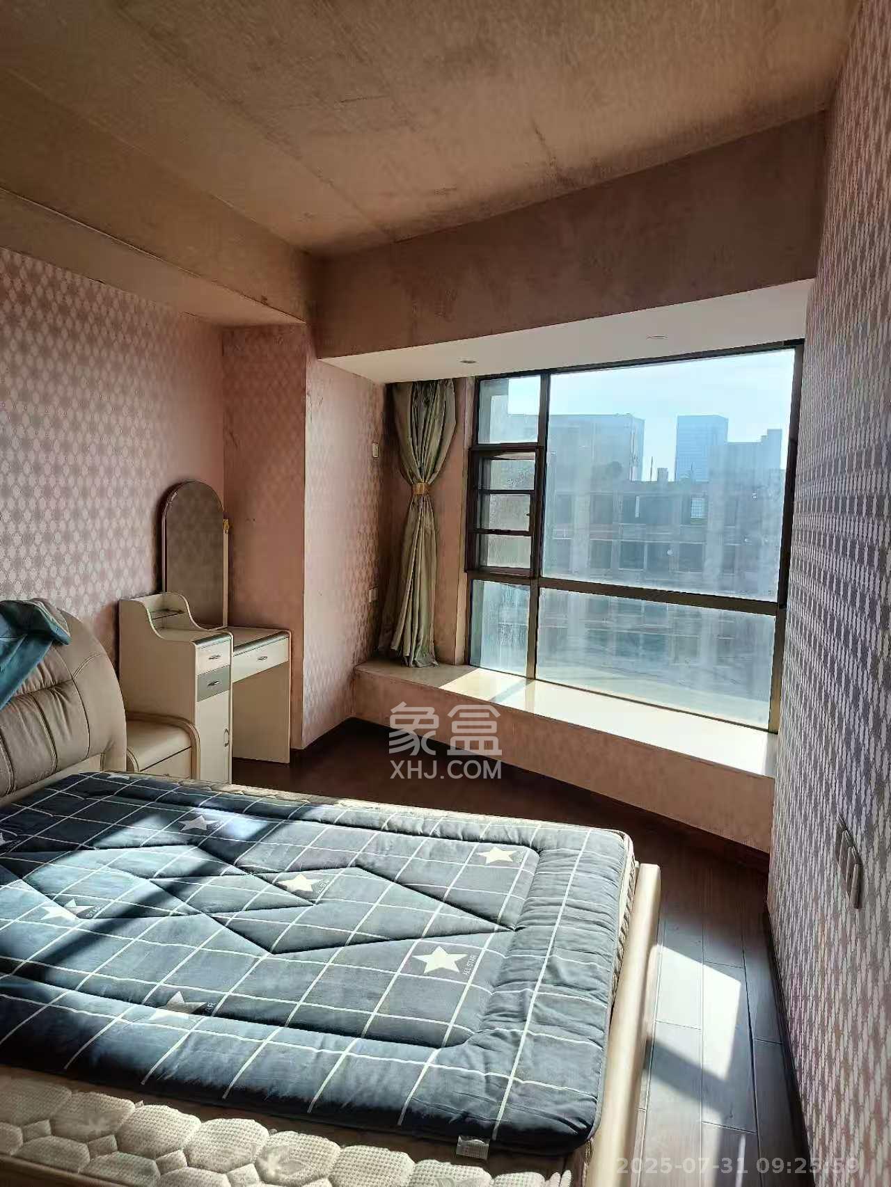 泉昇同福大厦 1室1厅1卫 2500.0元/月 泉昇同福大厦 1室1厅1卫 2500.0元/月室内图