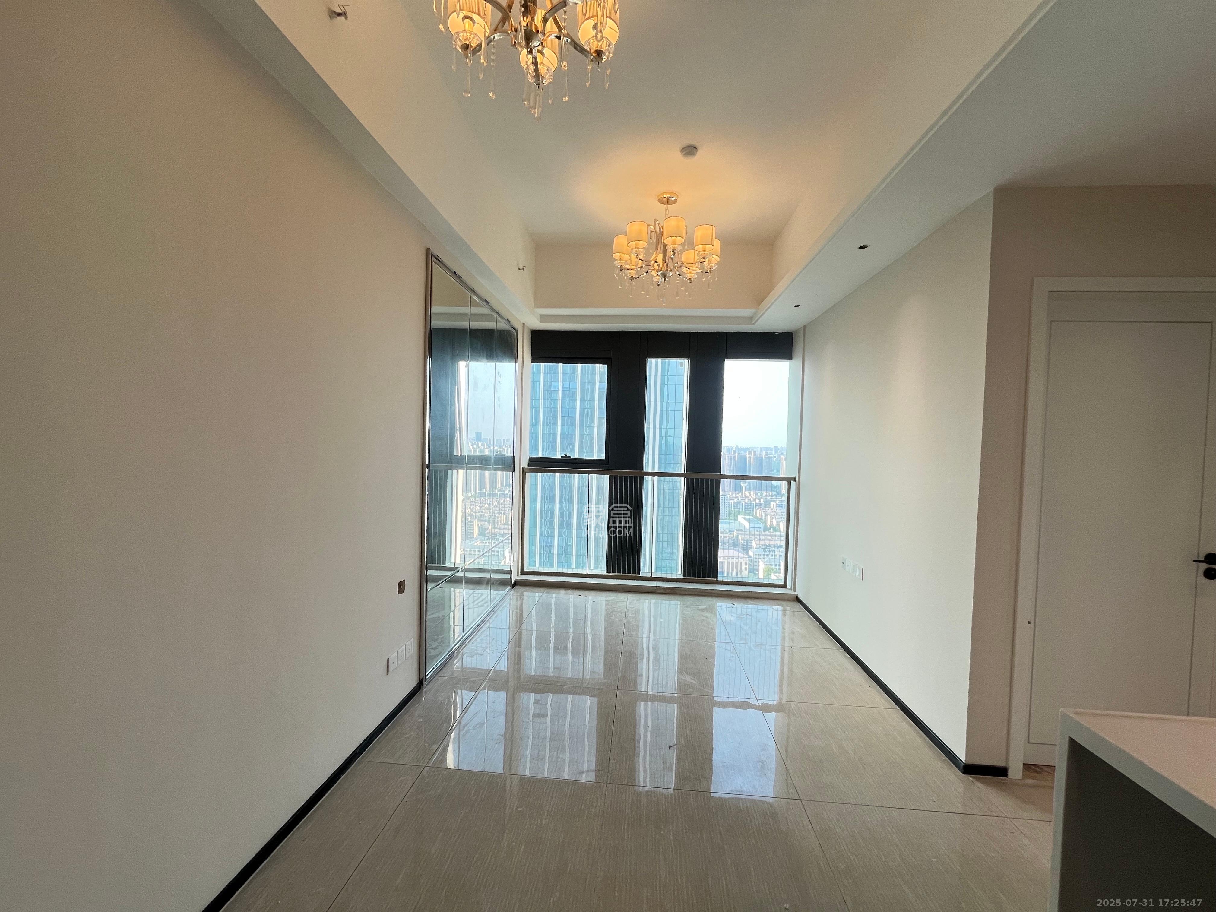 恒大珺悦府 2室2厅1卫 2300.0元/月 恒大珺悦府 2室2厅1卫 2300.0元/月室内图