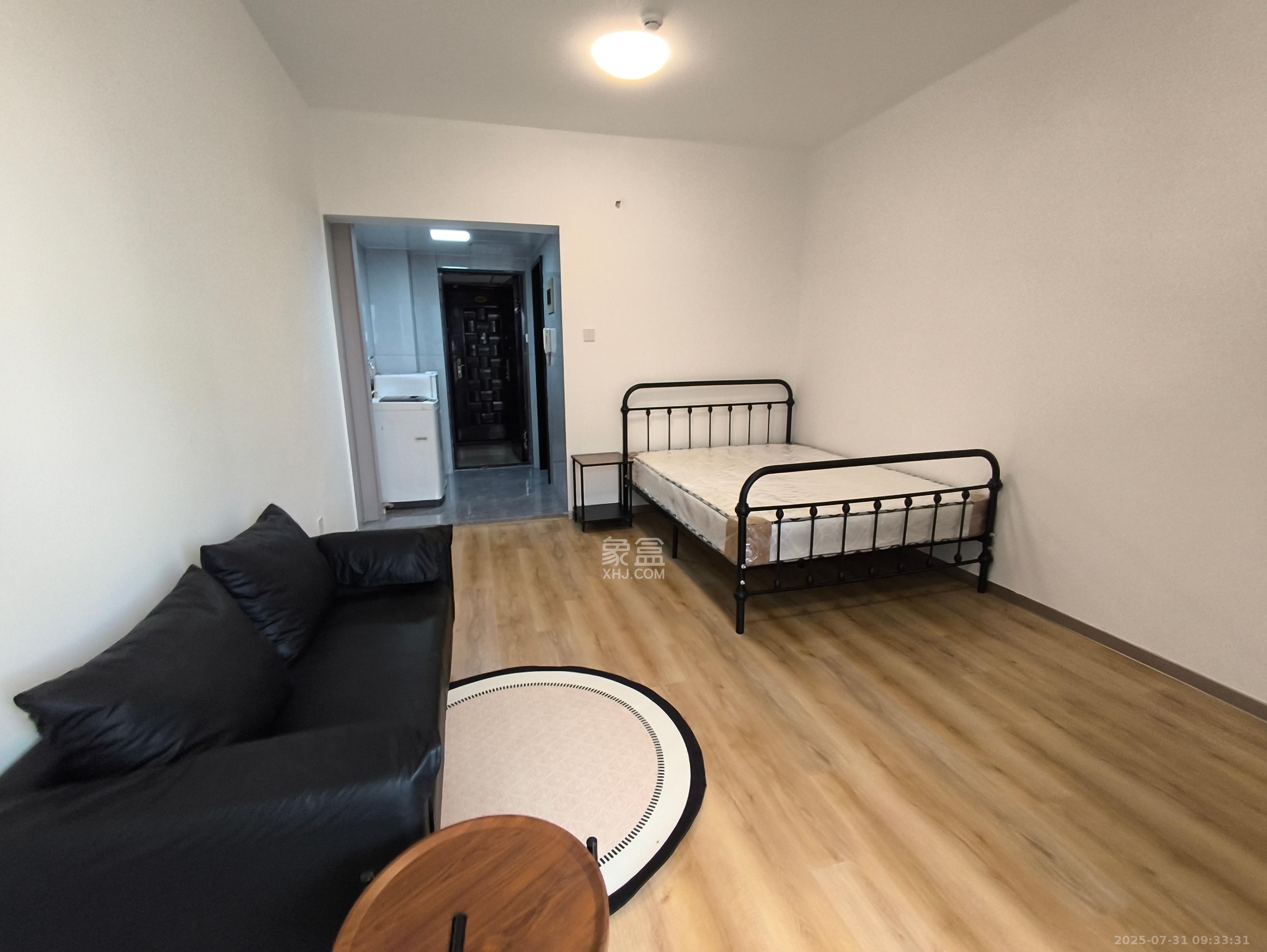 2076至高点 1室1厅1卫 1400.0元/月 2076至高点 1室1厅1卫 1400.0元/月室内图