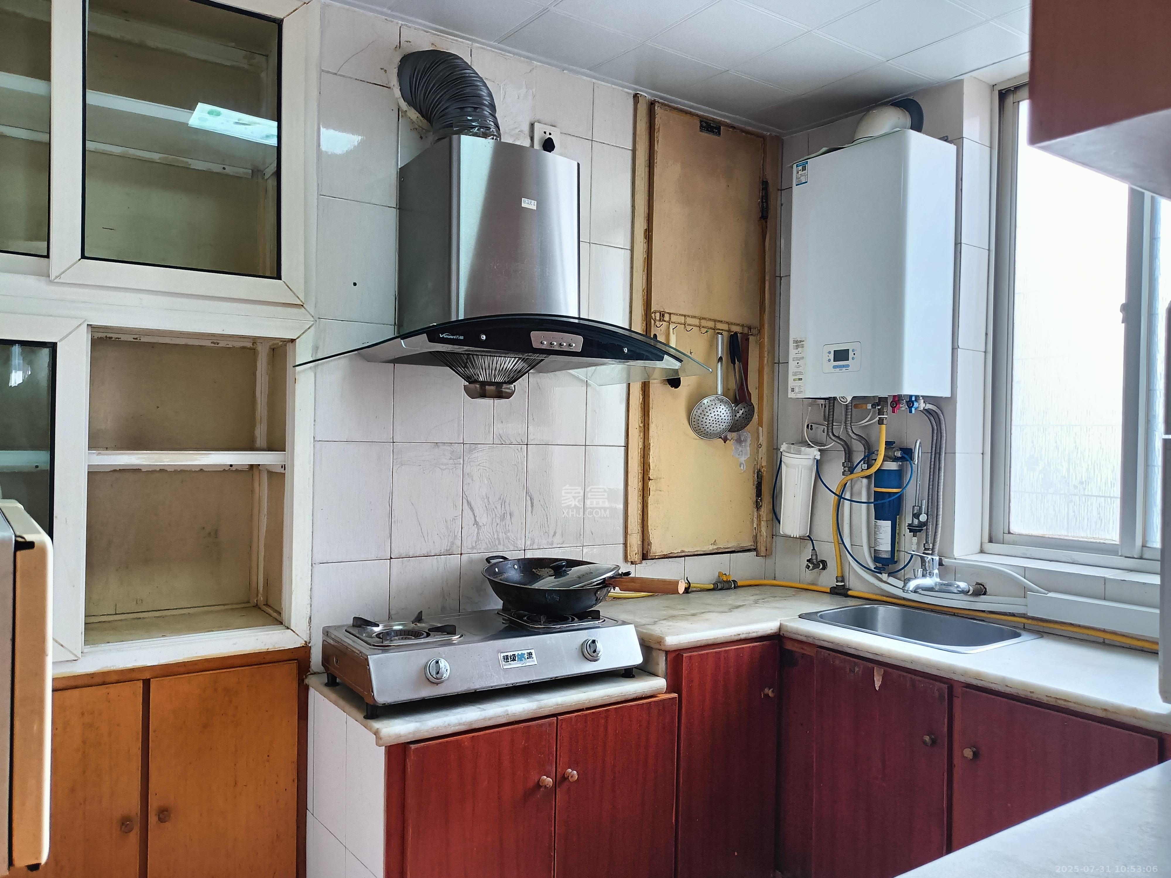 交通厅宿舍 4室2厅2卫 3500.0元/月 交通厅宿舍 4室2厅2卫 3500.0元/月室内图