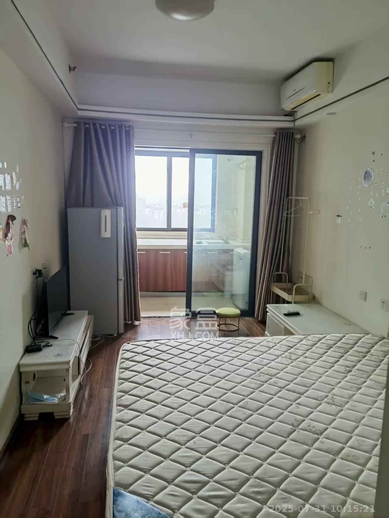 中建木莲工社  1室1厅1卫    1000.0元/月