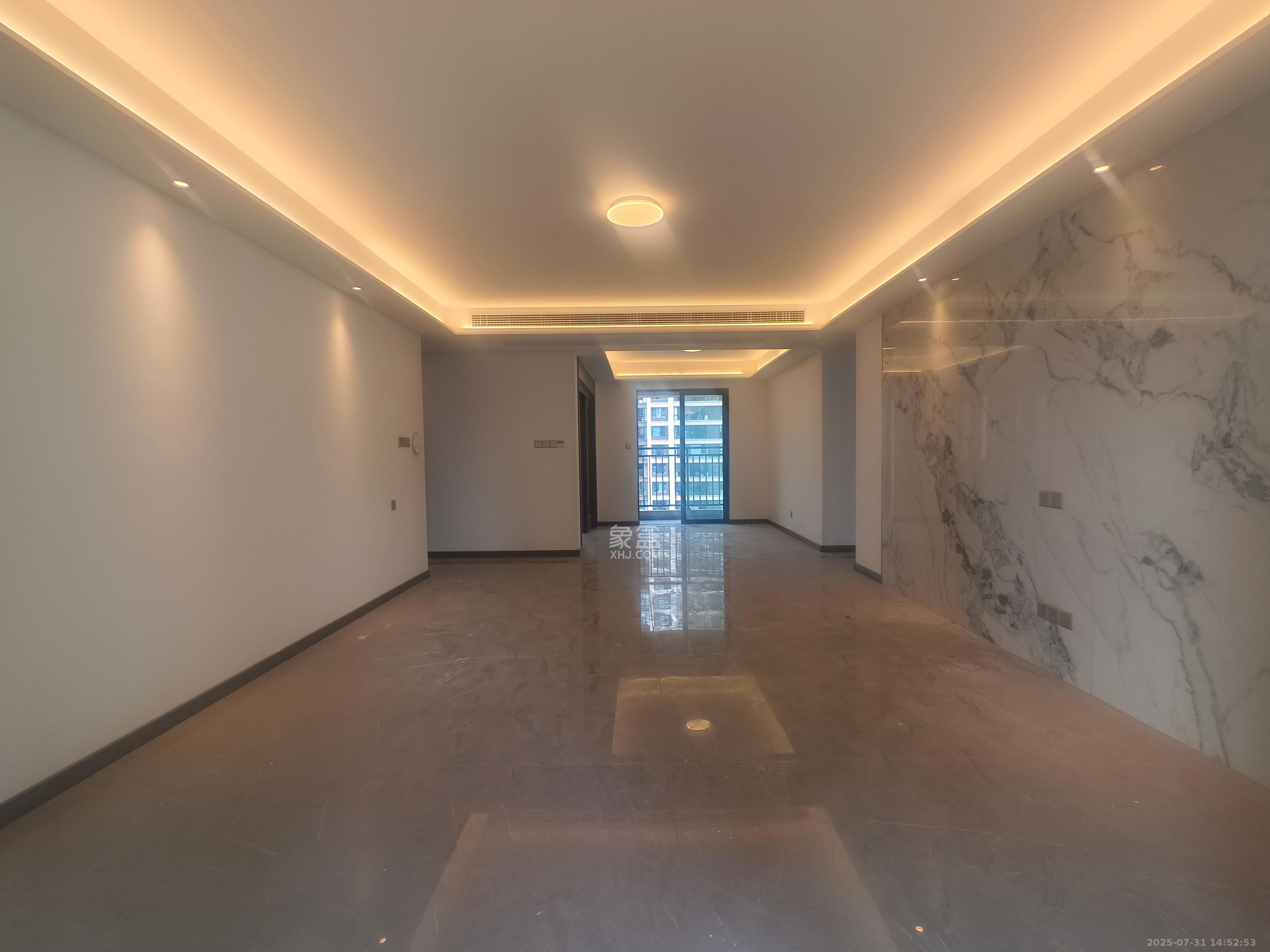 龙湖春江天玺 4室2厅2卫 5000.0元/月 龙湖春江天玺 4室2厅2卫 5000.0元/月室内图