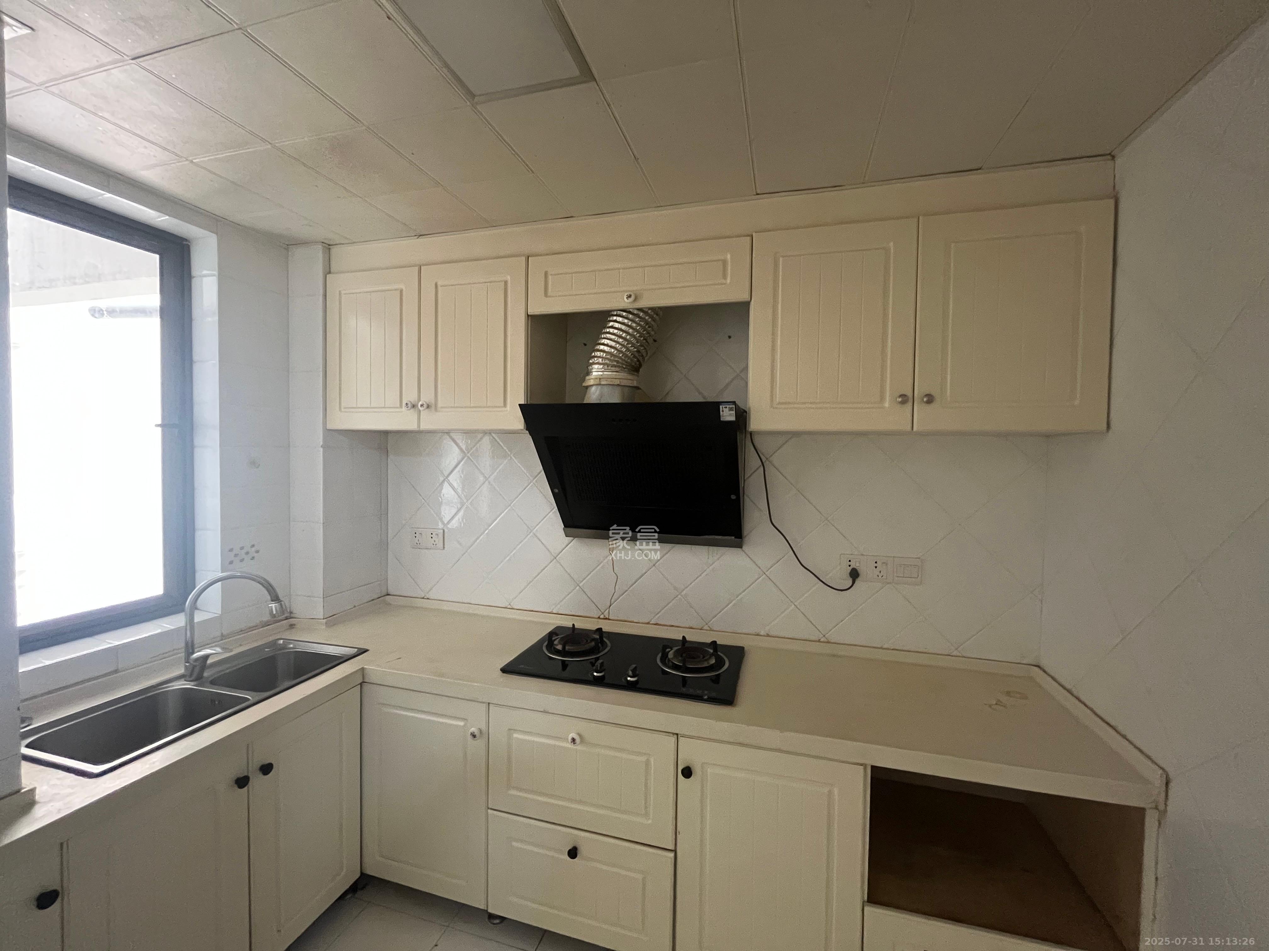 旭辉藏郡(藏郡、旭湘华府) 3室2厅1卫 2300.0元/月 旭辉藏郡(藏郡、旭湘华府) 3室2厅1卫 2300.0元/月室内图