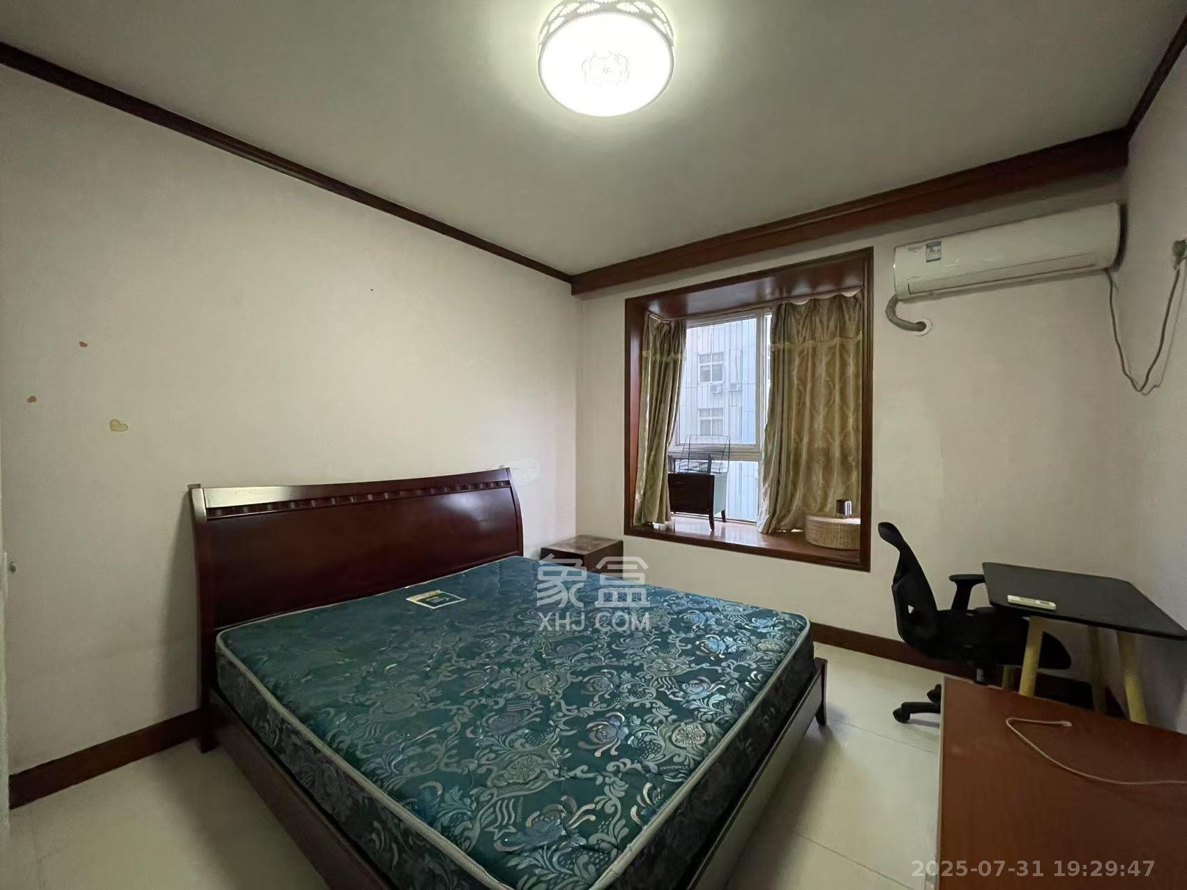 惠泽园 3室2厅2卫 2200.0元/月 惠泽园 3室2厅2卫 2200.0元/月室内图