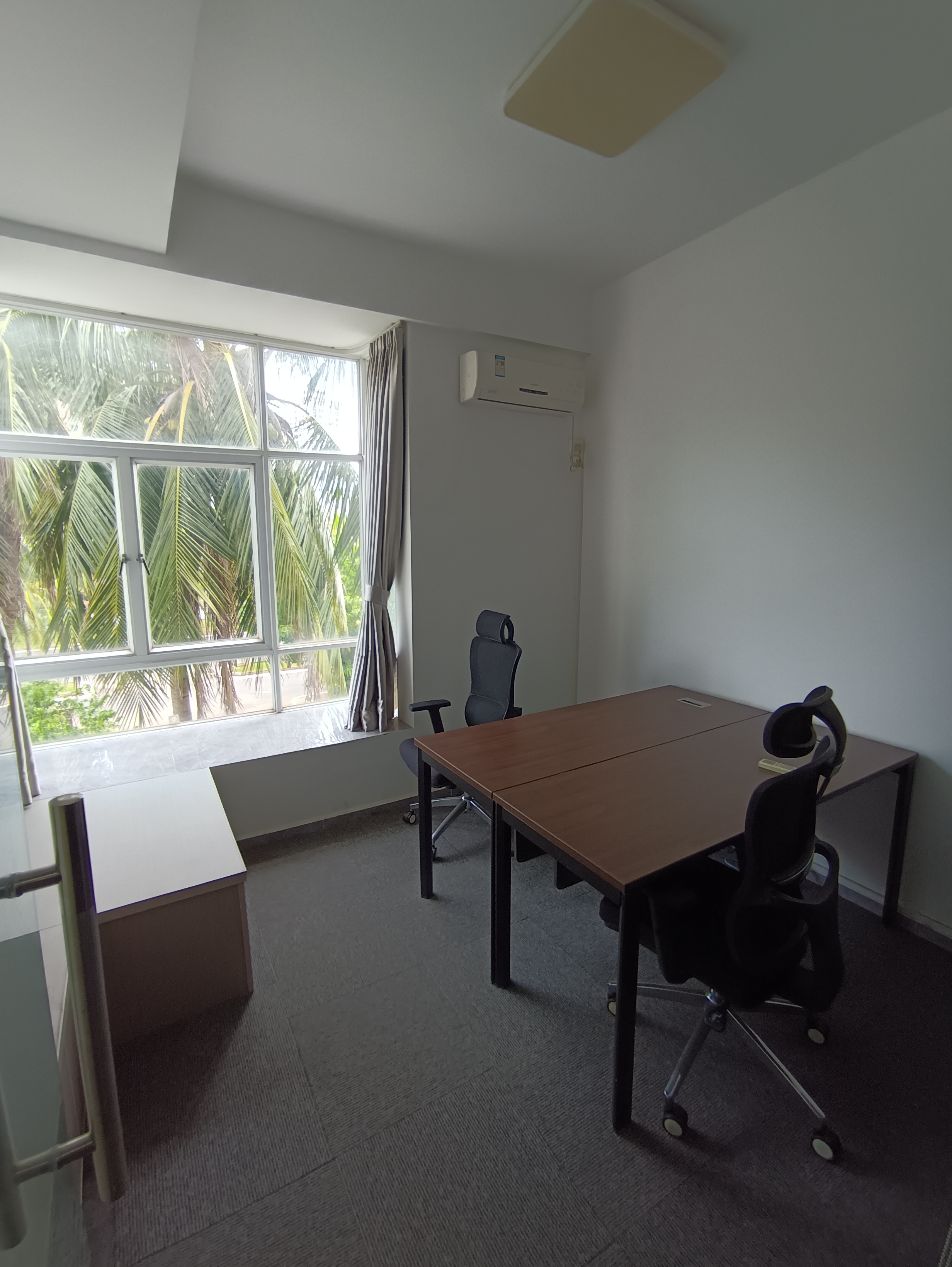 丹玺流泉 4室3厅5卫 12000.0元/月 丹玺流泉 4室3厅5卫 12000.0元/月室内图