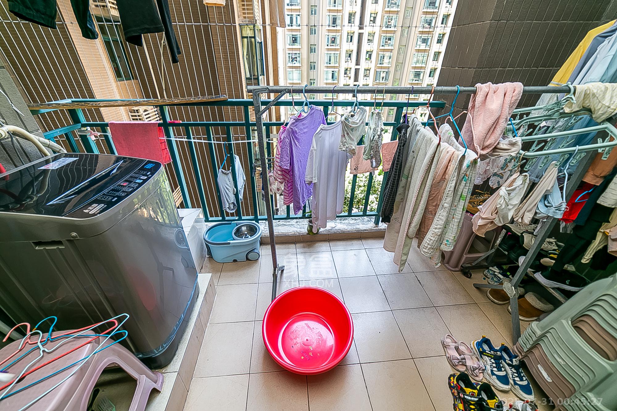 中江国际花城  2室2厅1卫    73.8万 中江国际花城  2室2厅1卫    73.8万其他