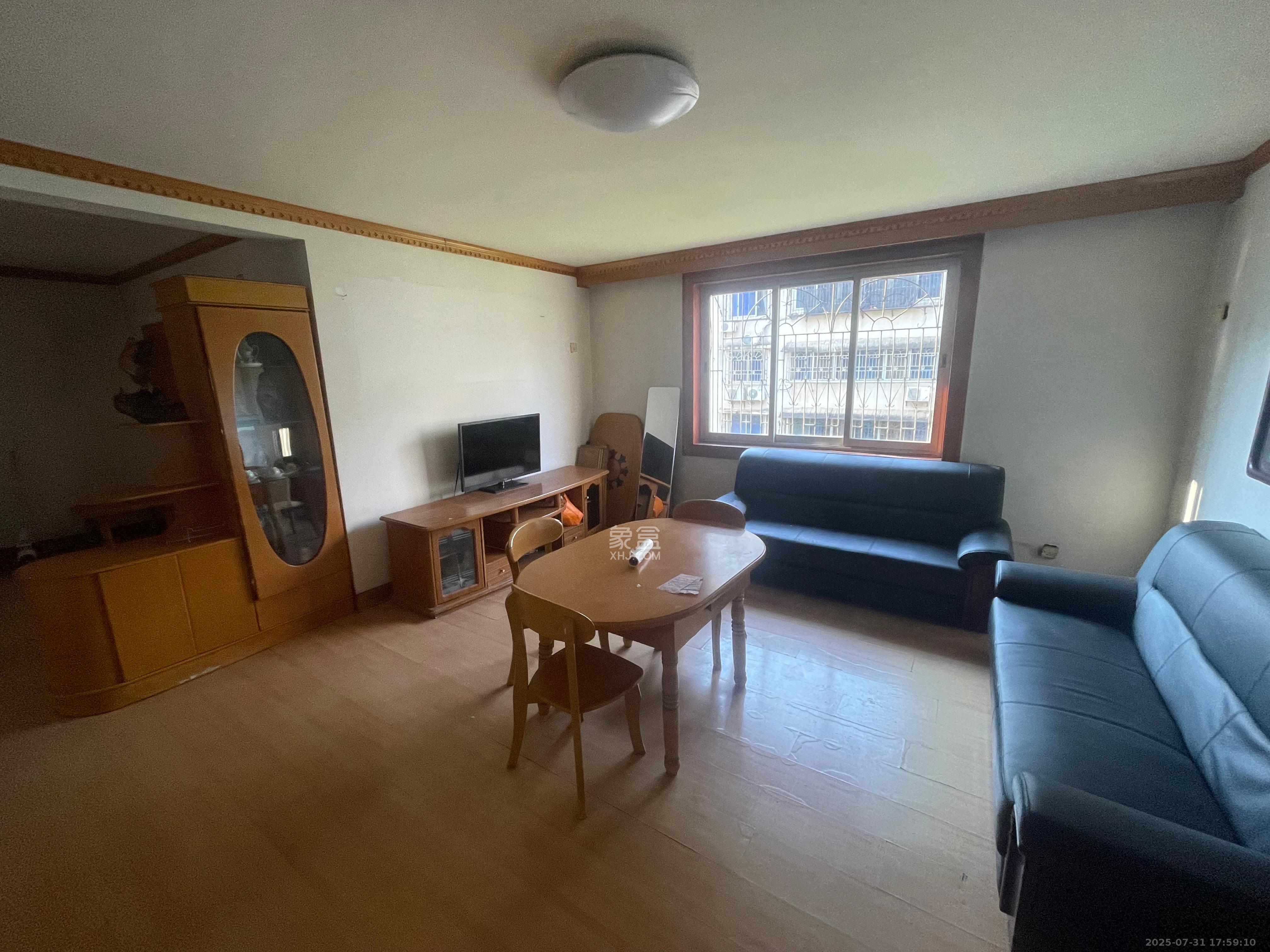 长沙市中心医院宿舍楼(雨花区)  1室0厅0卫    1400.0元/月 长沙市中心医院宿舍楼(雨花区)  1室0厅0卫    1400.0元/月室内图