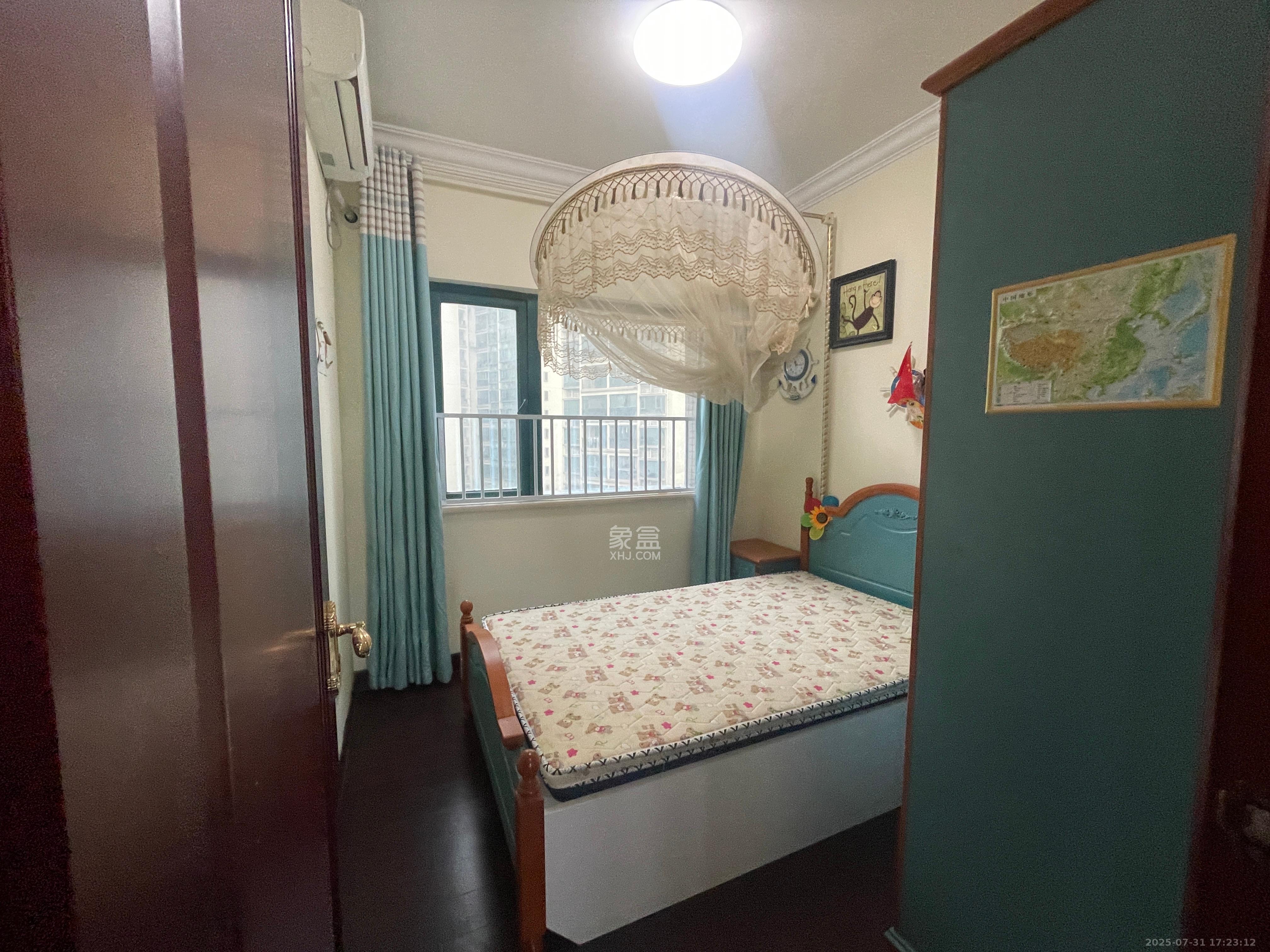 恒大翡翠华庭 3室2厅2卫 2600.0元/月 恒大翡翠华庭 3室2厅2卫 2600.0元/月室内图