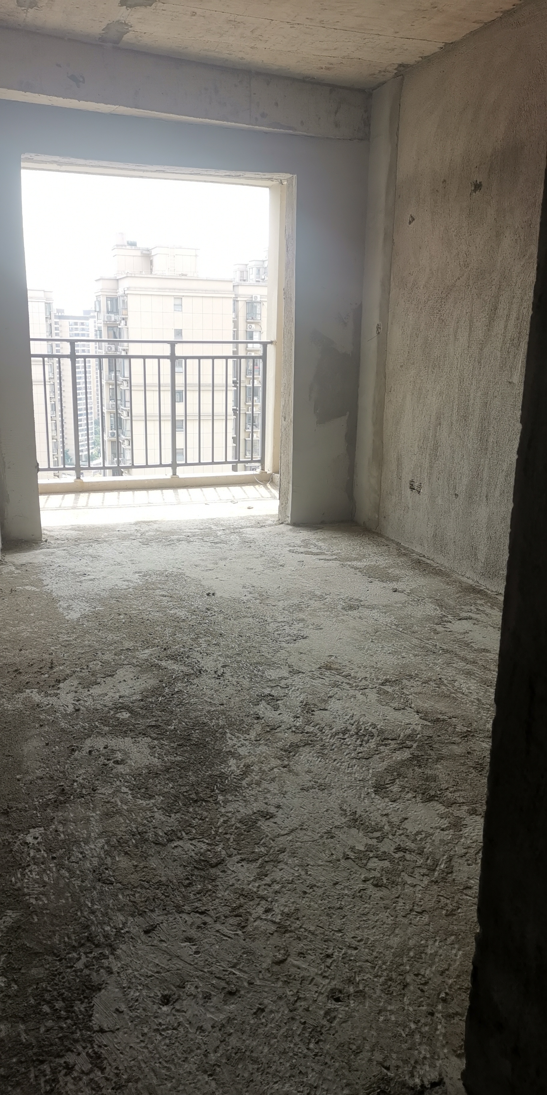 南苑上和三期 4室2厅2卫 79.8万 南苑上和三期 4室2厅2卫 79.8万客厅