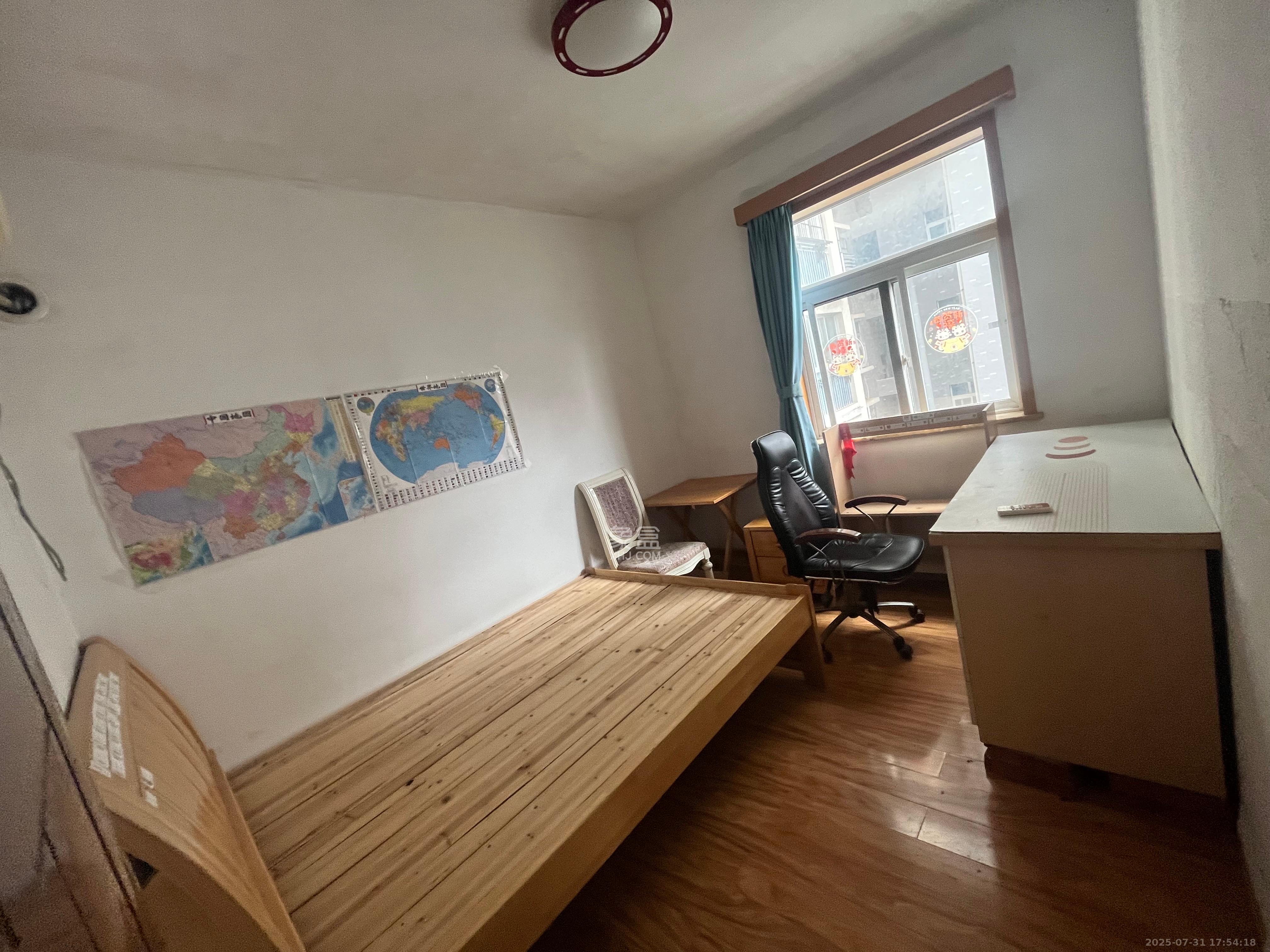 嘉盛华庭（一期、二期、三期）  2室2厅1卫    2300.0元/月室内图