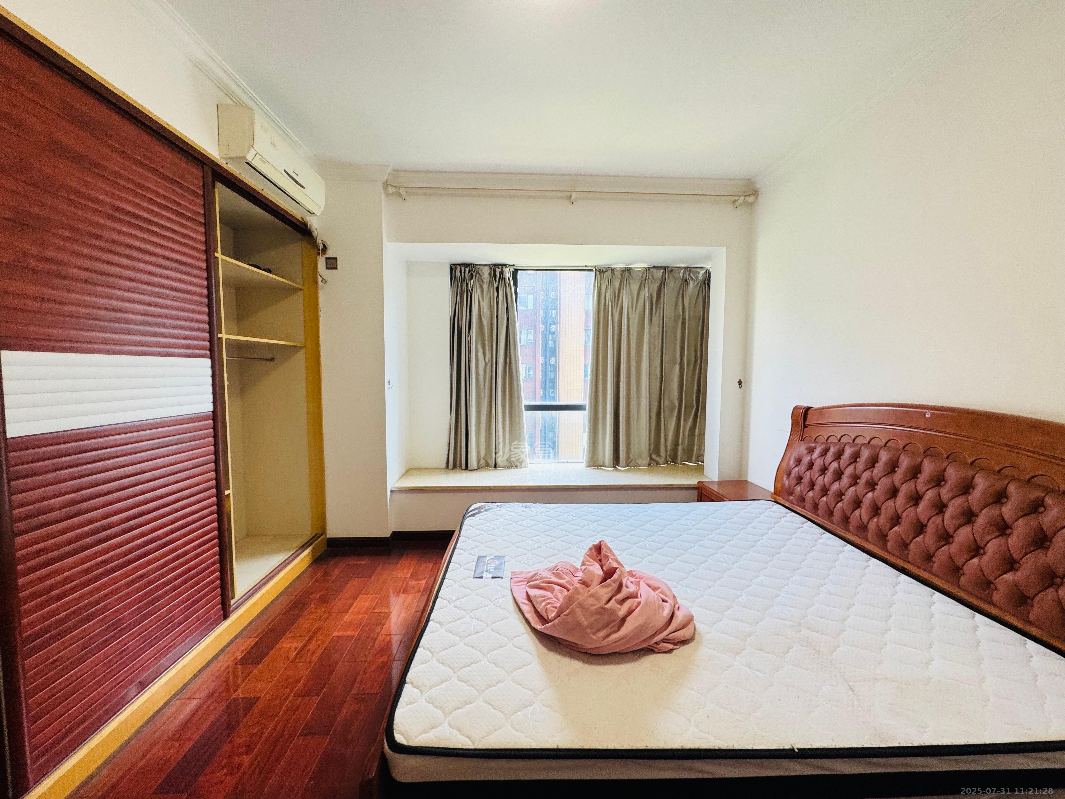 茂华国际湘 4室2厅2卫 3500.0元/月 茂华国际湘 4室2厅2卫 3500.0元/月室内图