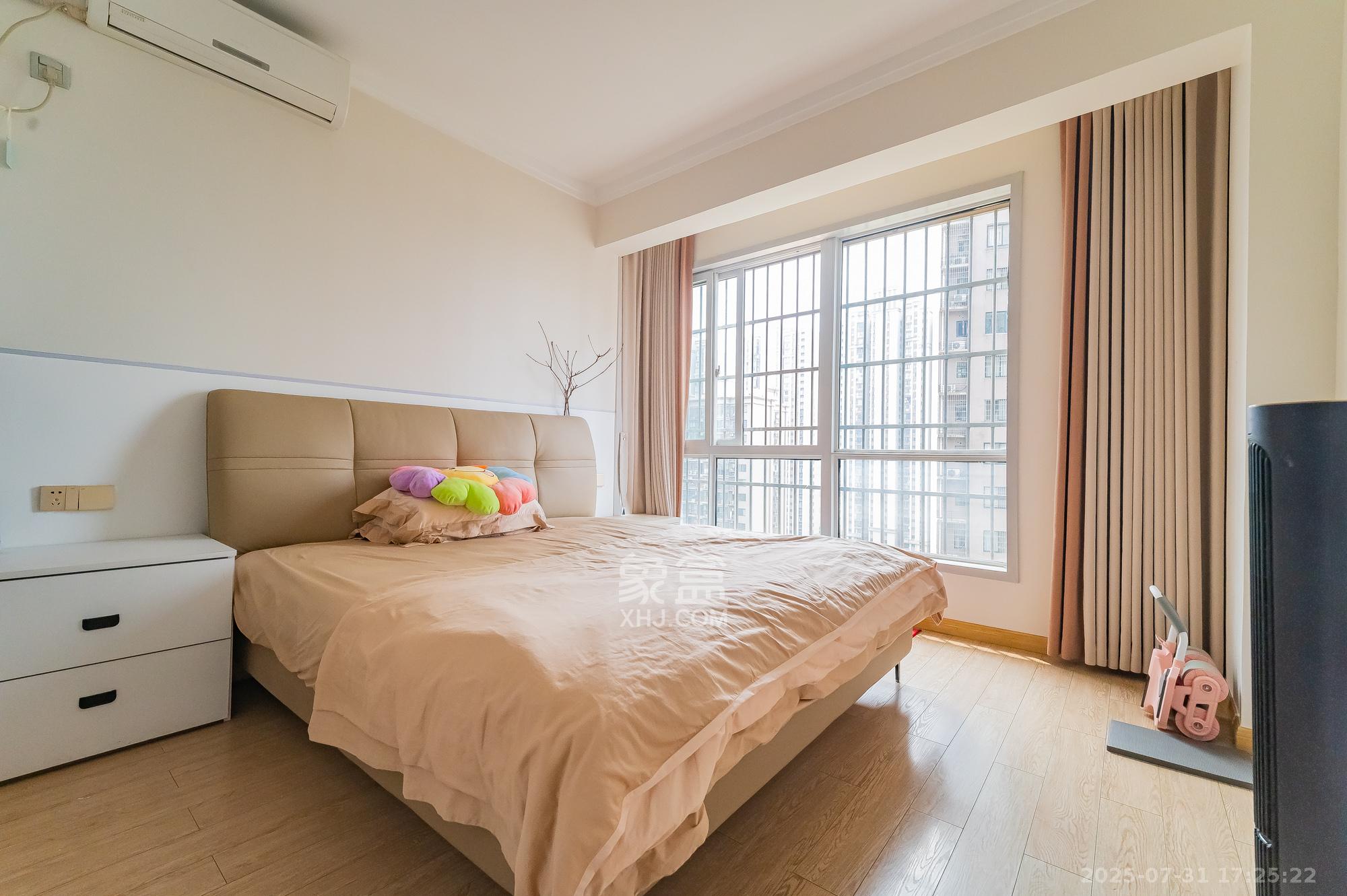 筑梦佳园 4室2厅2卫 99.0万 筑梦佳园 4室2厅2卫 99.0万卧室