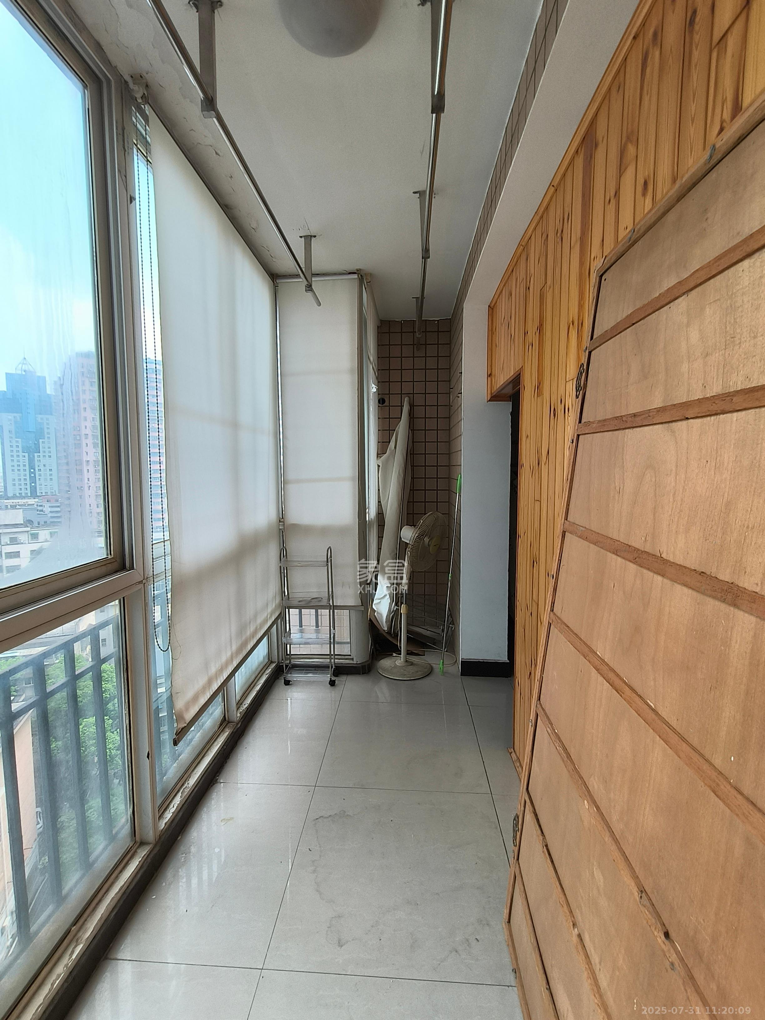 维一星城 4室1厅2卫 3700.0元/月 维一星城 4室1厅2卫 3700.0元/月室内图