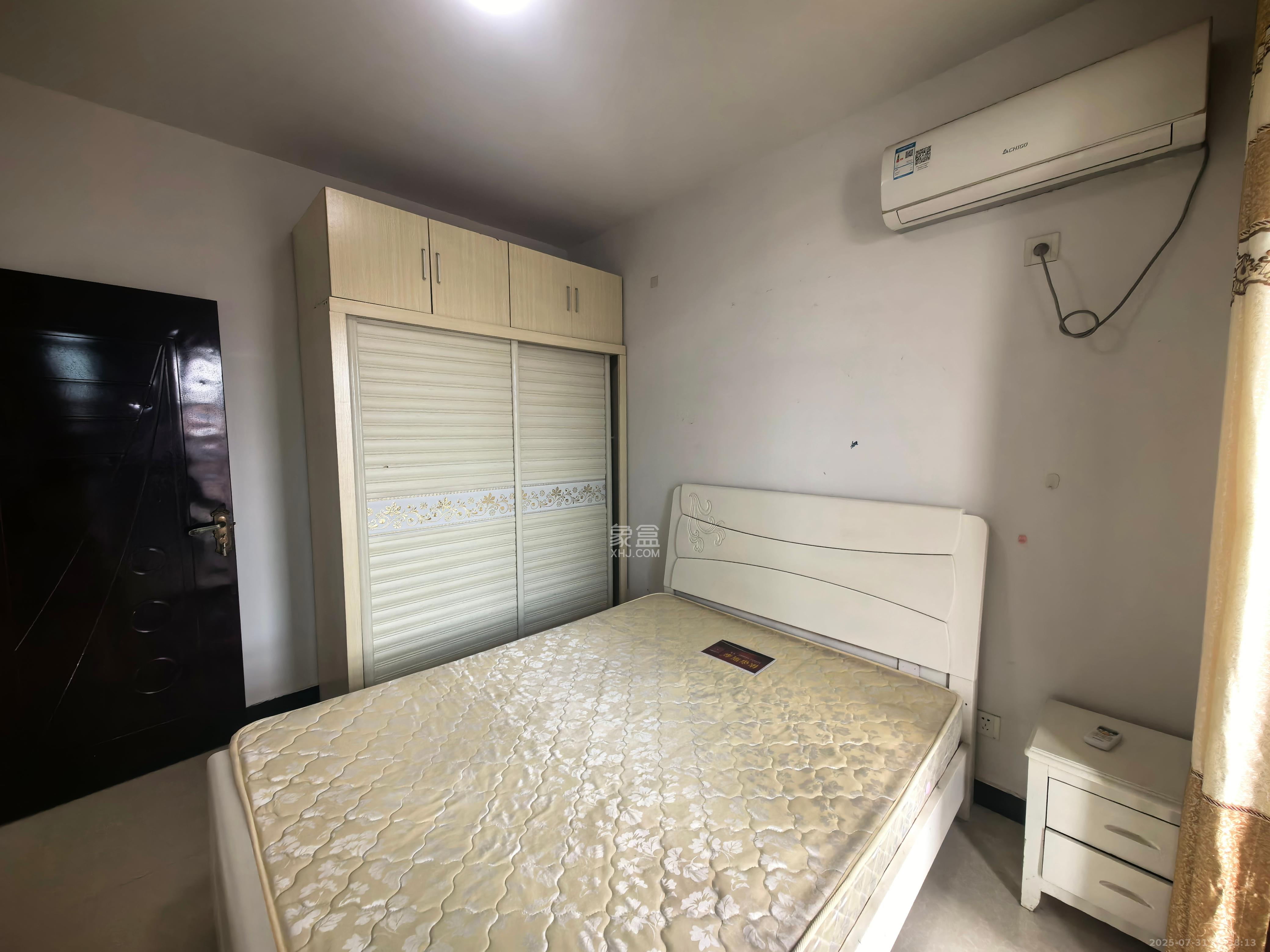 康桥长郡  1室1厅1卫    1200.0元/月室内图