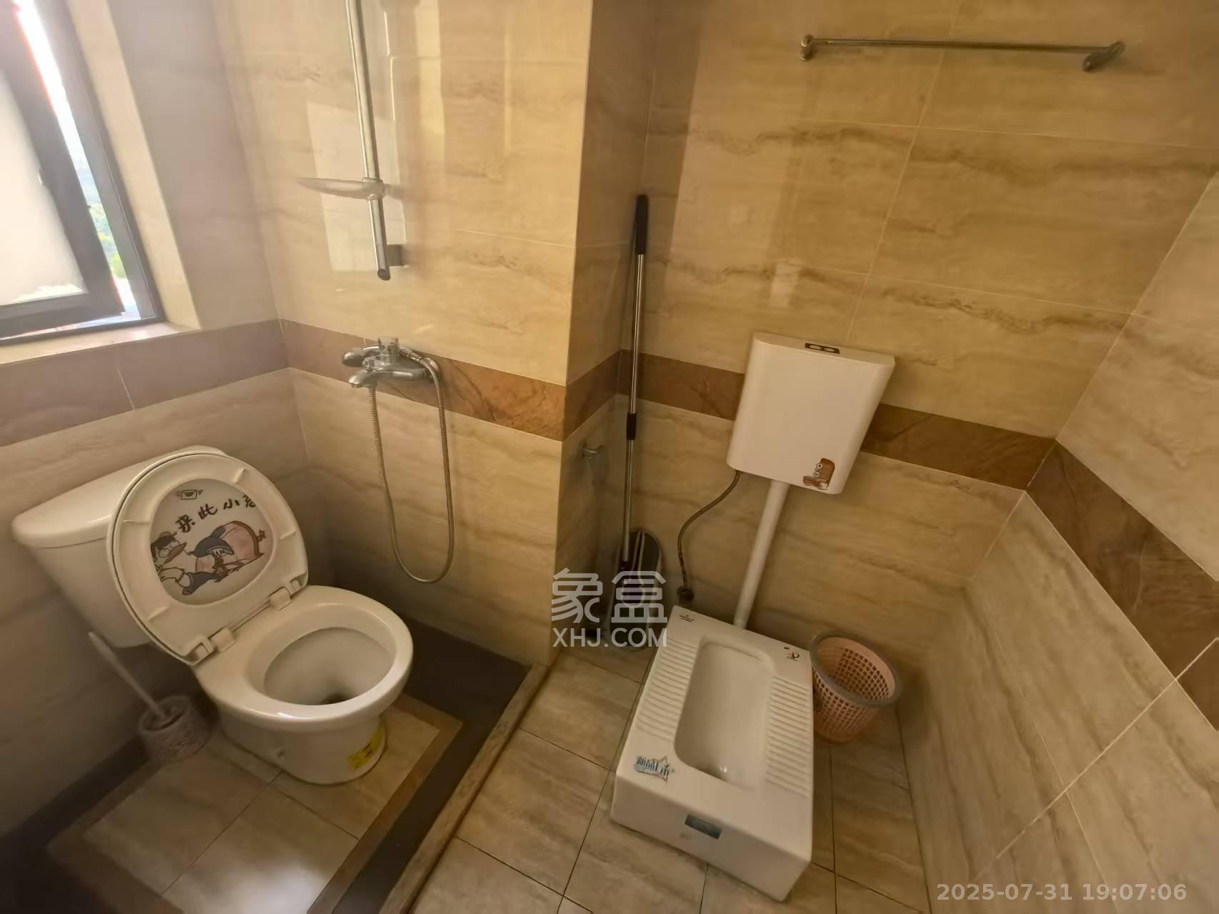 万科白鹭郡  4室2厅2卫    3100.0元/月室内图