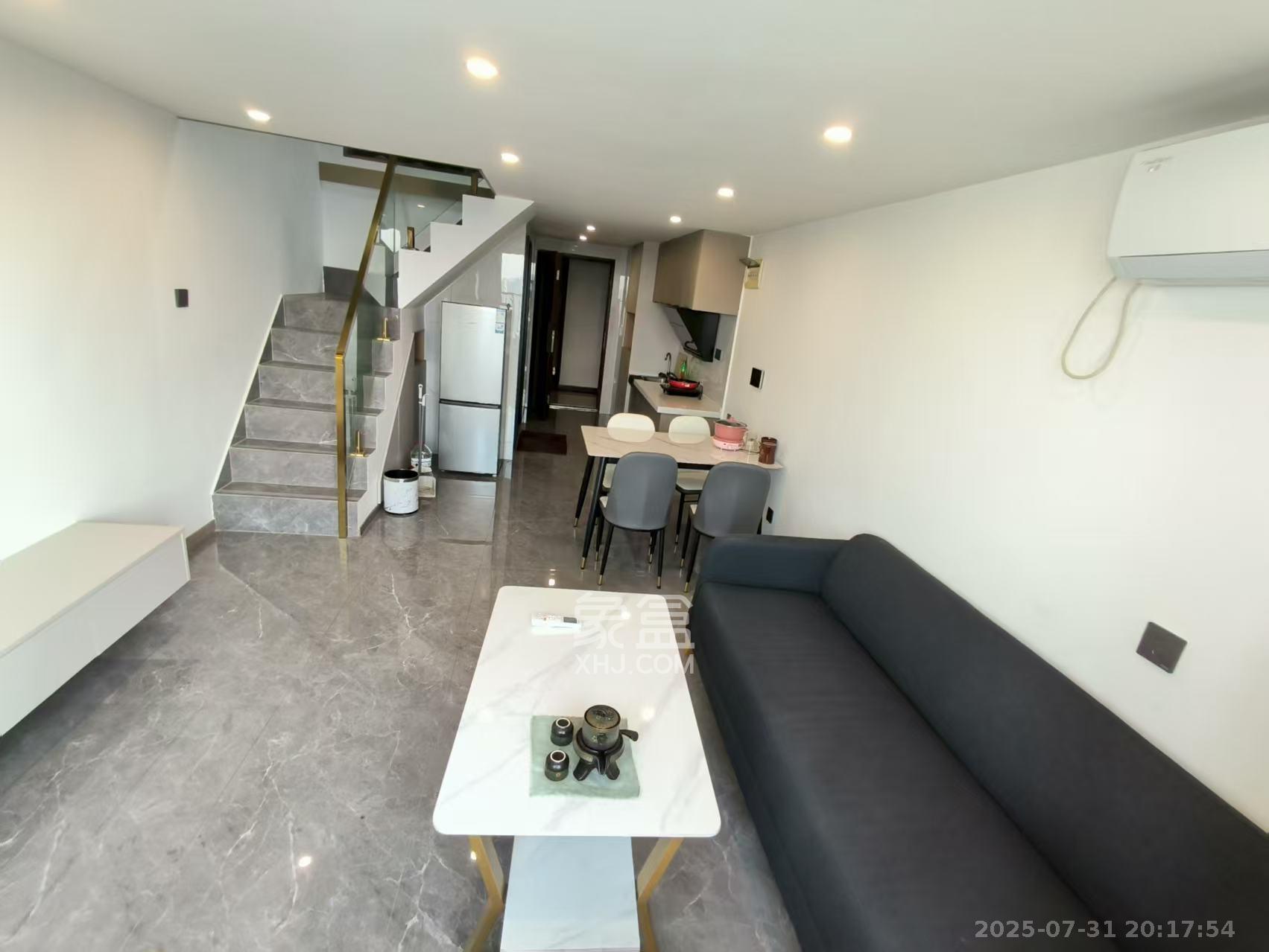 佳兆业云顶都汇 2室1厅1卫 2200.0元/月 佳兆业云顶都汇 2室1厅1卫 2200.0元/月室内图