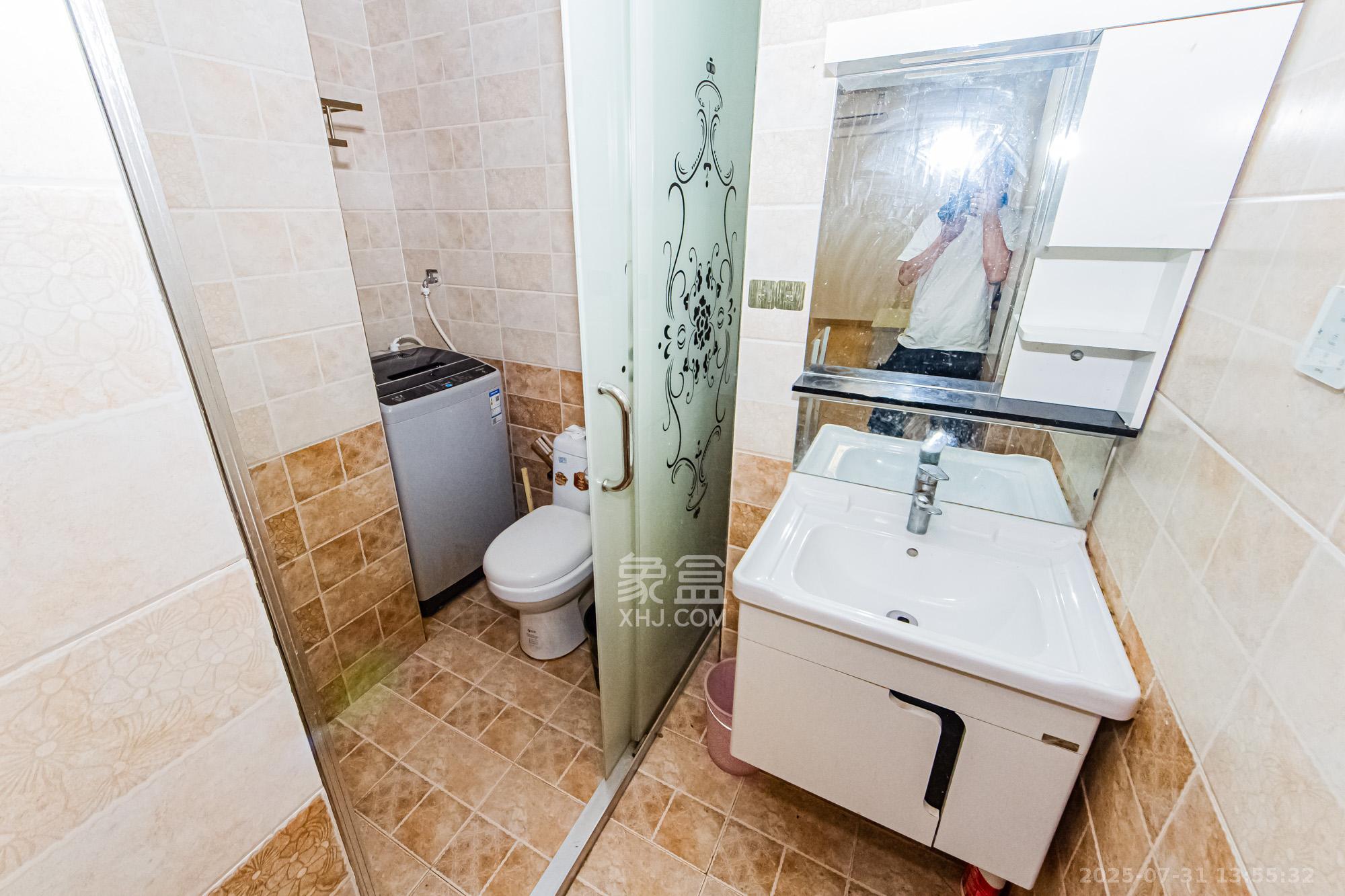 北辰三角洲E4区 2室2厅1卫 2400.0元/月 北辰三角洲E4区 2室2厅1卫 2400.0元/月室内图