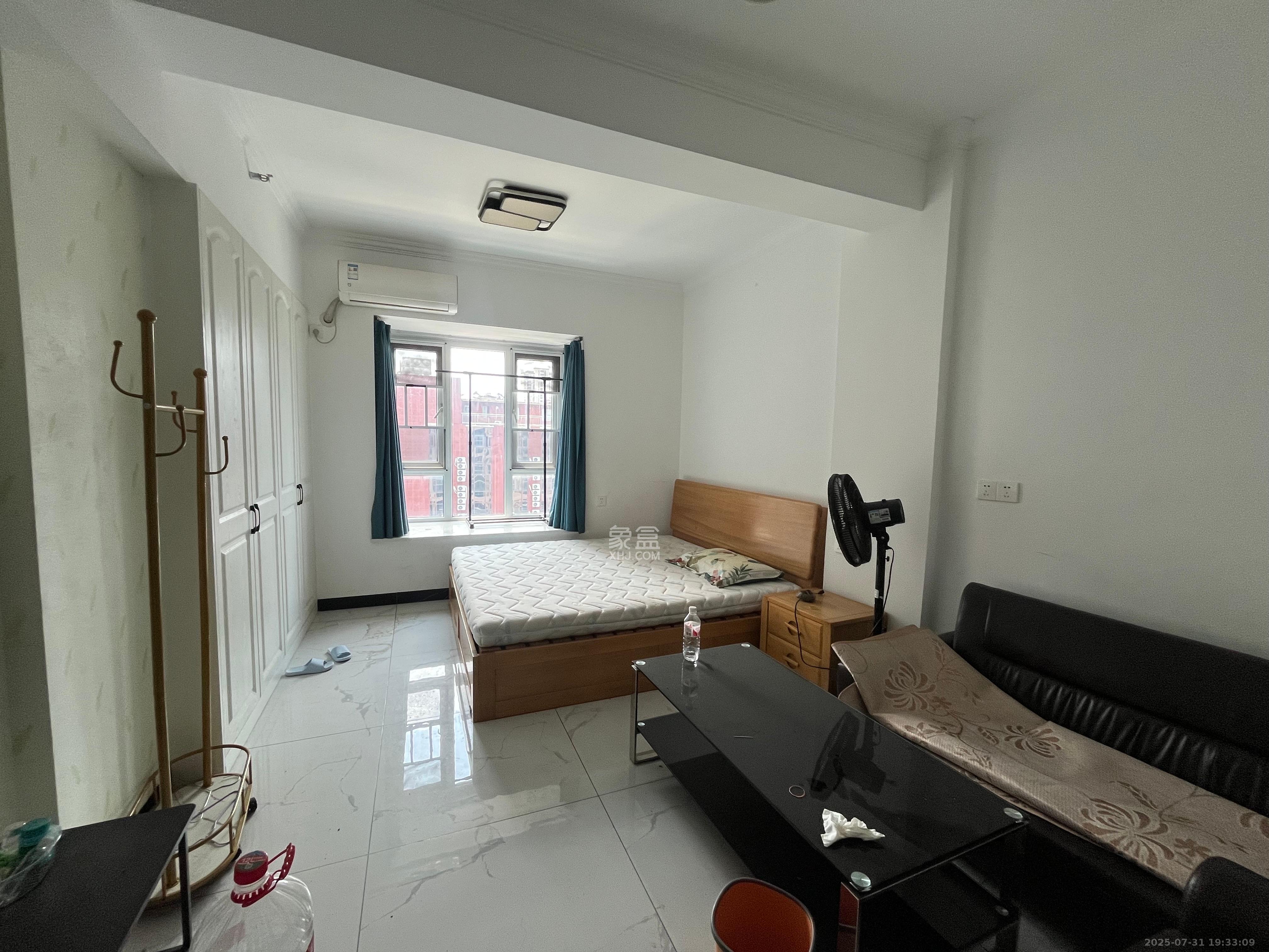 芙蓉万国城MOMA(卓越汇富苑) 1室0厅0卫 1500.0元/月 芙蓉万国城MOMA(卓越汇富苑) 1室0厅0卫 1500.0元/月室内图