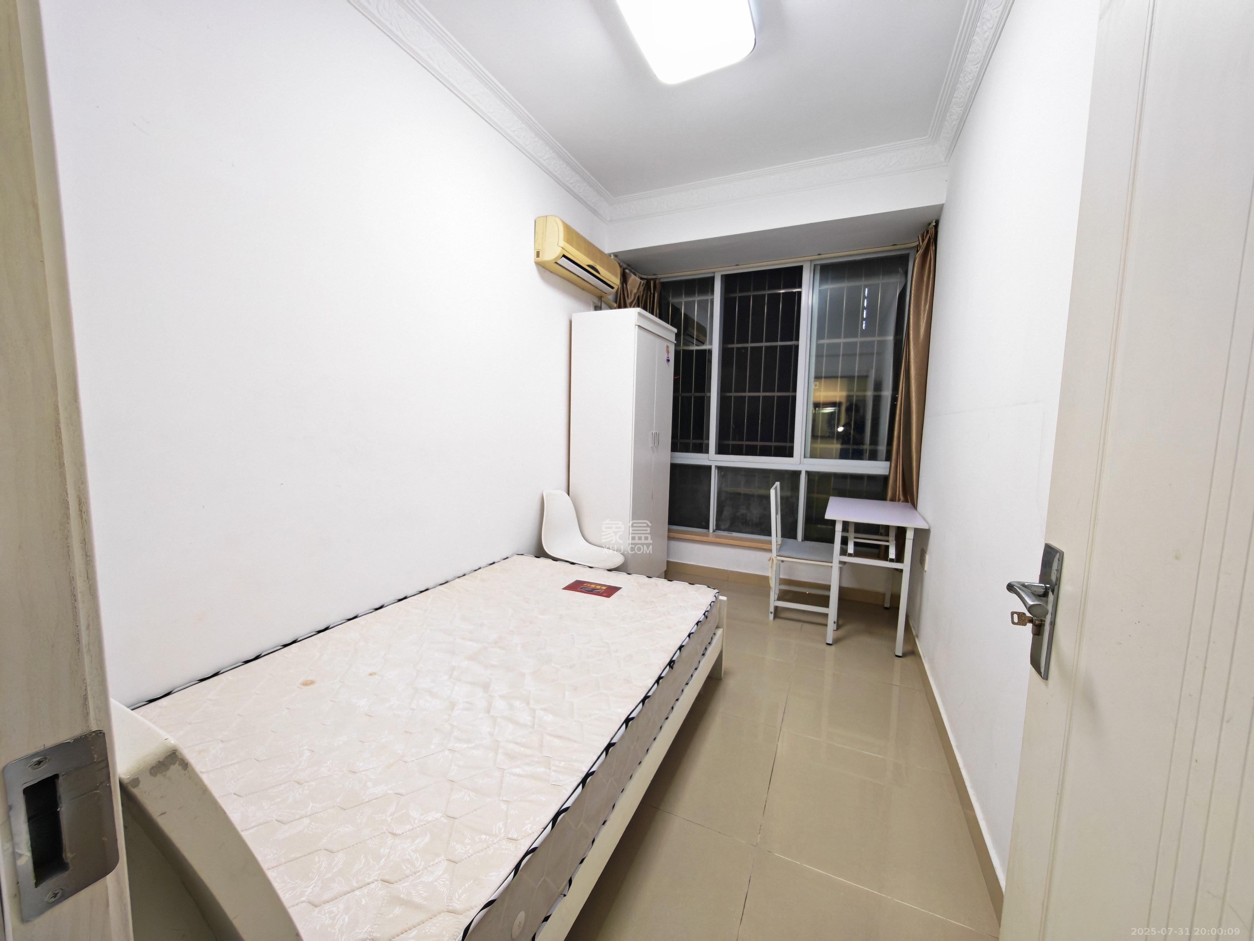 马王堆农业银行宿舍  3室1厅1卫    2400.0元/月 马王堆农业银行宿舍  3室1厅1卫    2400.0元/月室内图