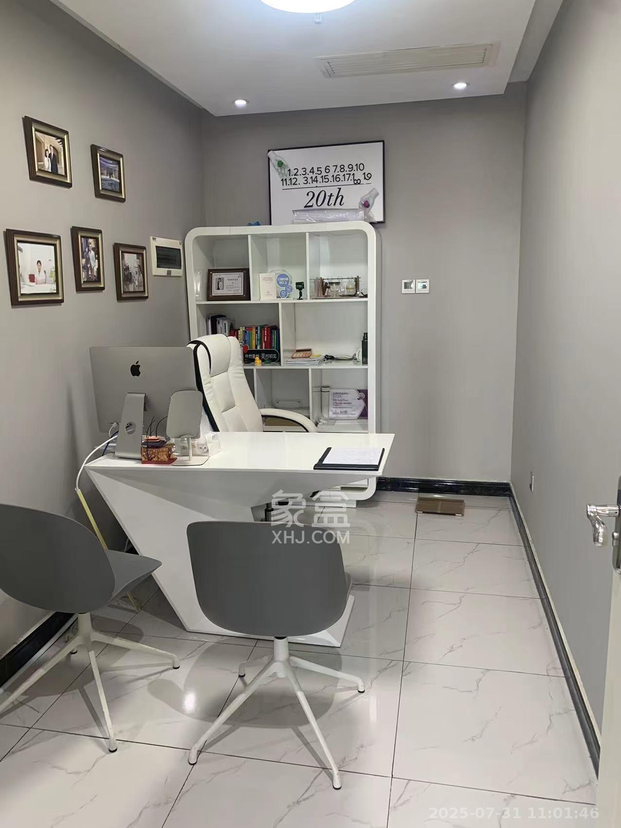 万达广场   224.42㎡      12000.0元/月室内图