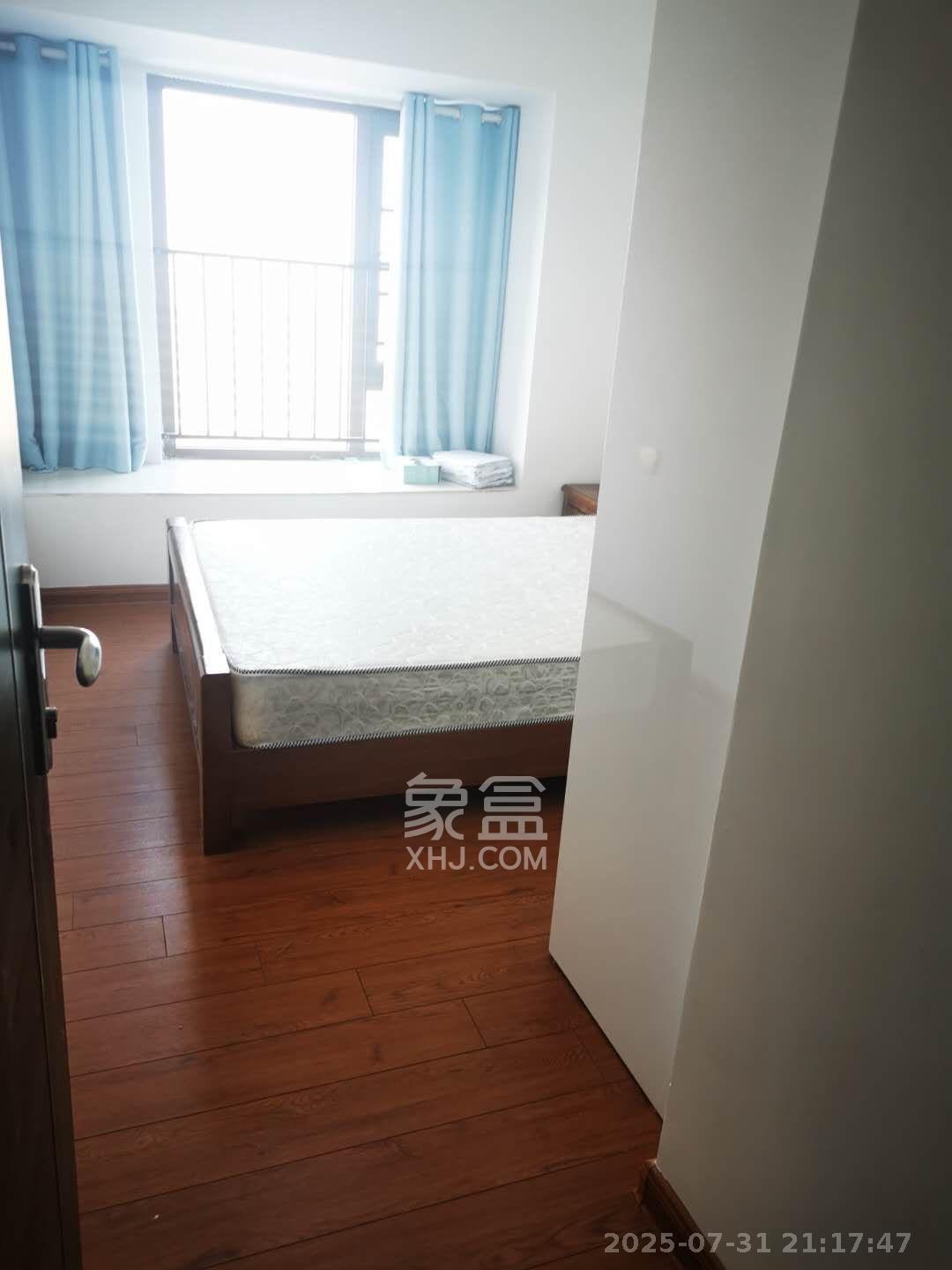 碧桂园星城首府 3室2厅2卫 3000.0元/月 碧桂园星城首府 3室2厅2卫 3000.0元/月室内图