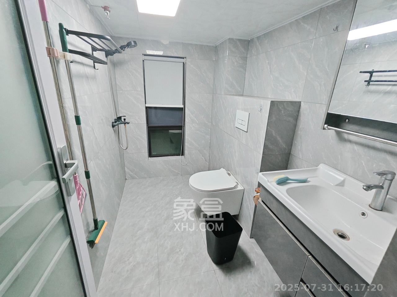 万科金色梦想B区 2室1厅2卫 2500.0元/月 万科金色梦想B区 2室1厅2卫 2500.0元/月室内图