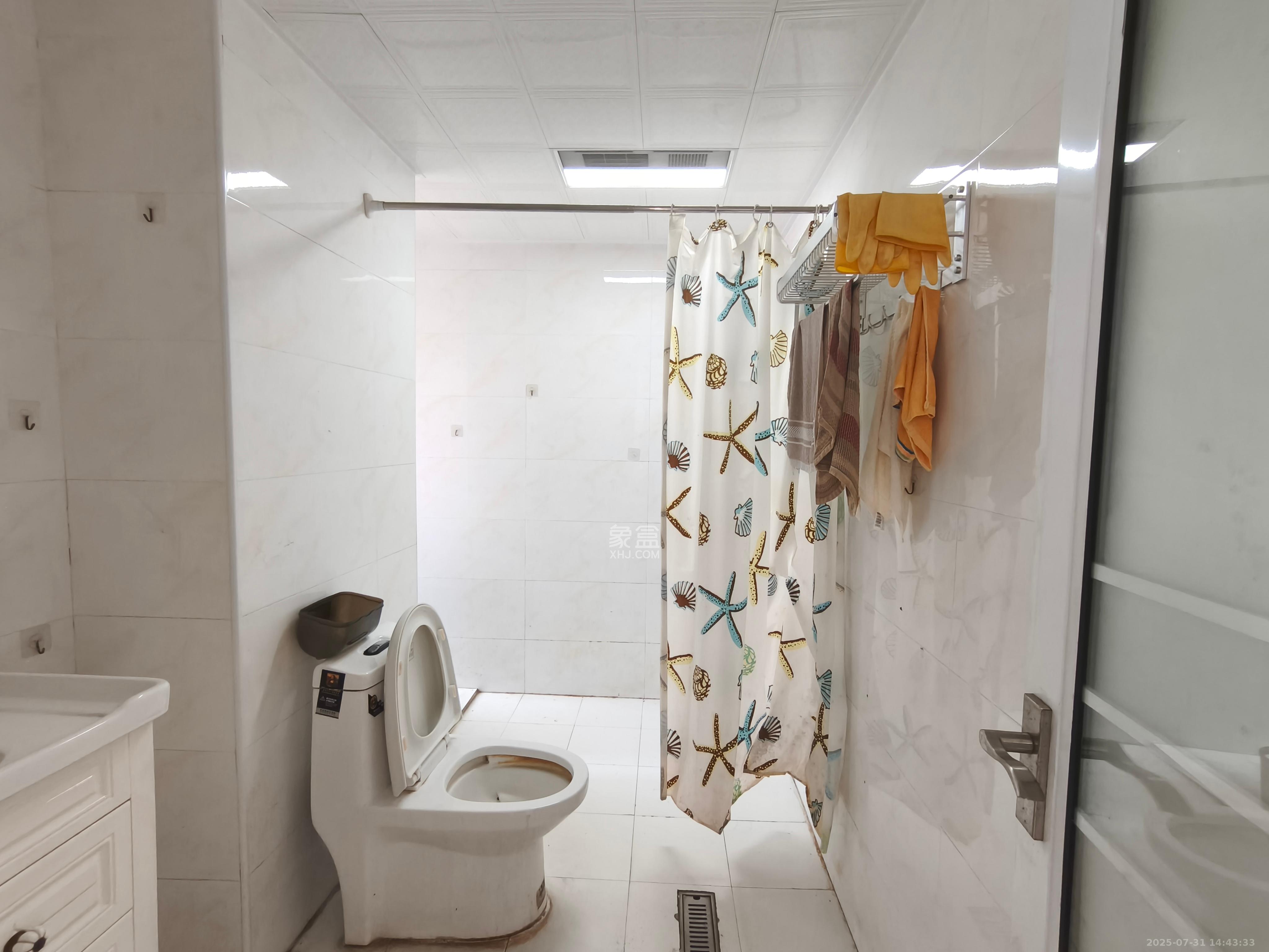 凯富南方鑫城  3室2厅1卫    1700.0元/月室内图