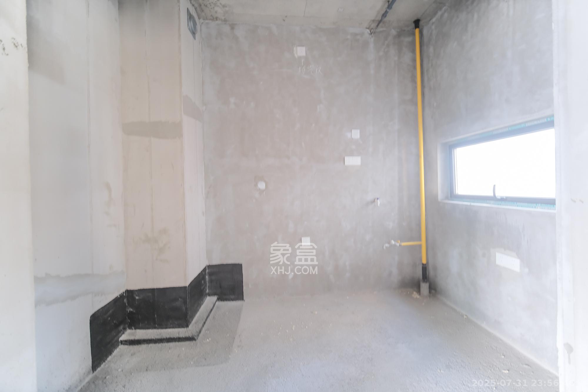 和顺府  4室2厅2卫    120.0万 和顺府  4室2厅2卫    120.0万厨房