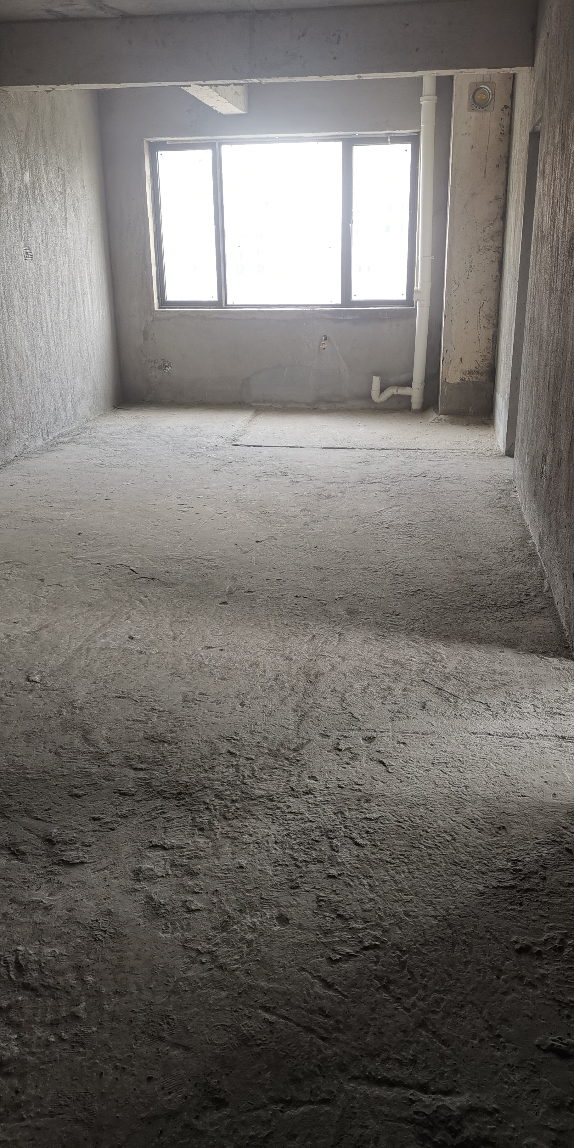 南苑上和三期 4室2厅2卫 79.8万 南苑上和三期 4室2厅2卫 79.8万客厅