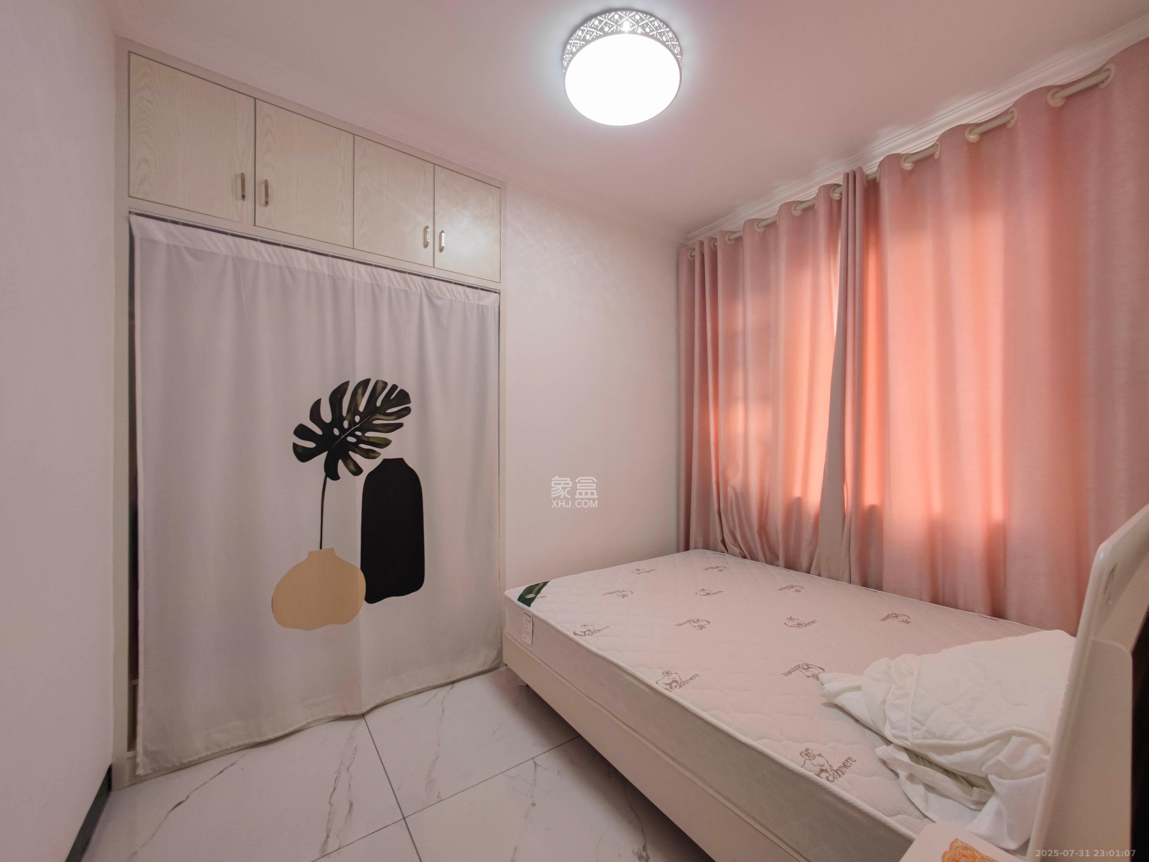 丽发新城  3室2厅1卫    63.8万卧室