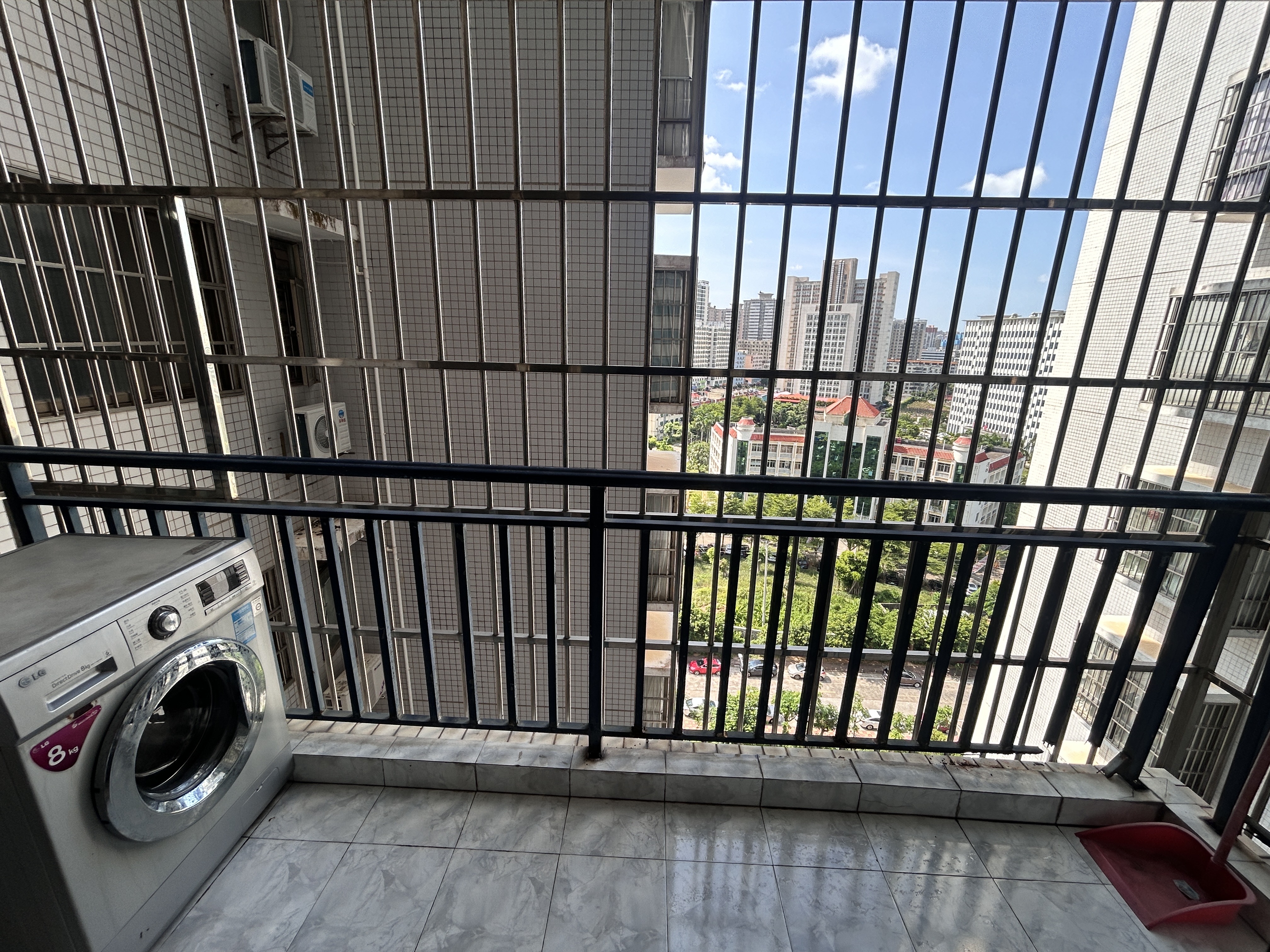 夏瑶花苑 1室1厅1卫 1600.0元/月 夏瑶花苑 1室1厅1卫 1600.0元/月室内图